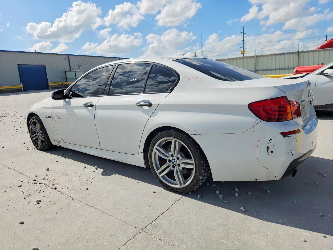 2013 Bmw 535 Xi White vin: WBAFU7C58DDU67449