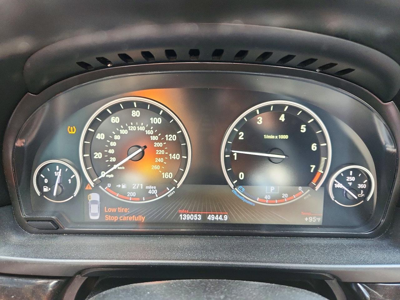 2013 Bmw 535 Xi White vin: WBAFU7C58DDU67449