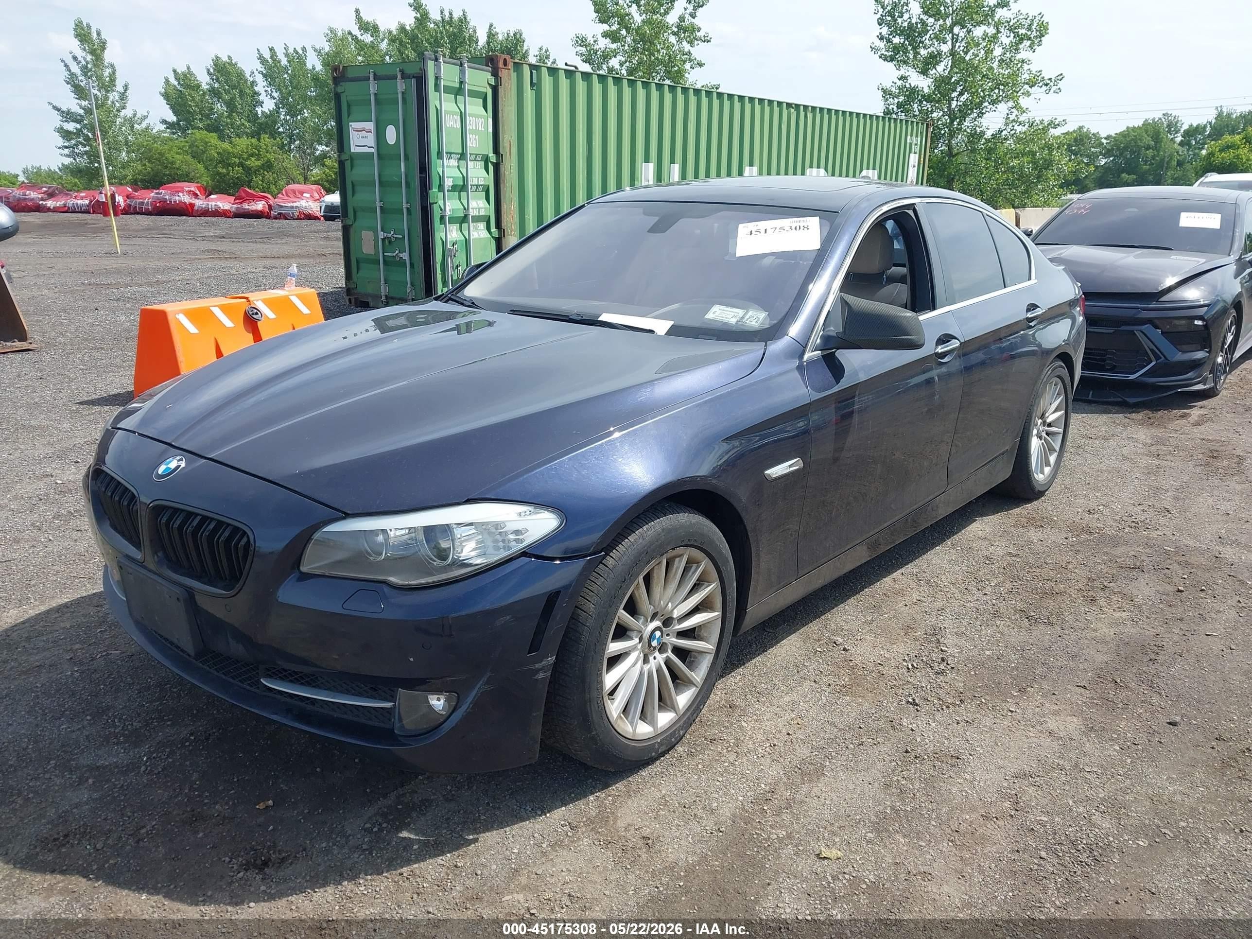 2013 Bmw 535i Xdrive Blue vin: WBAFU7C58DDU74546