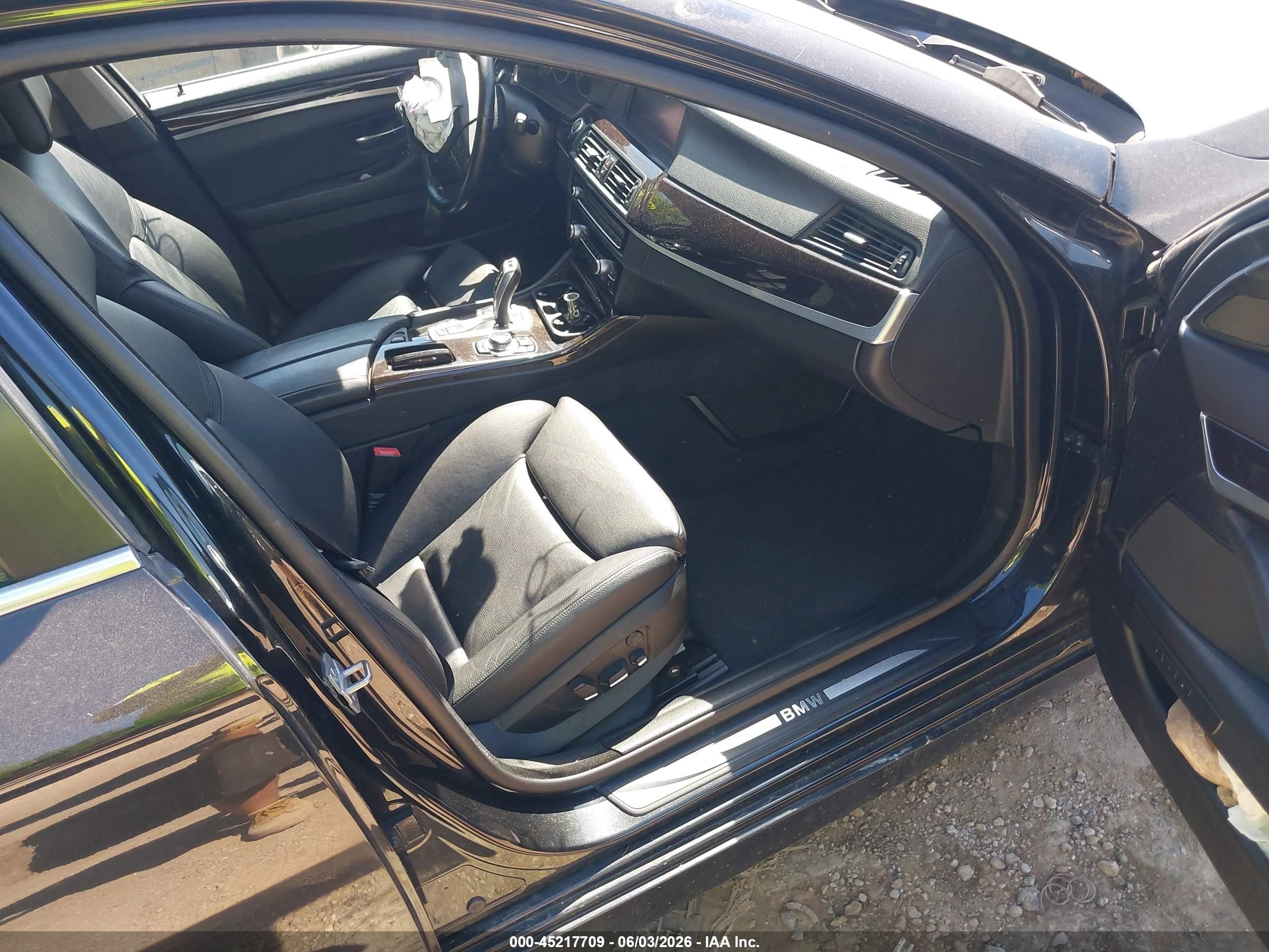 2013 Bmw 535i Xdrive Черный vin: WBAFU7C58DDU77186
