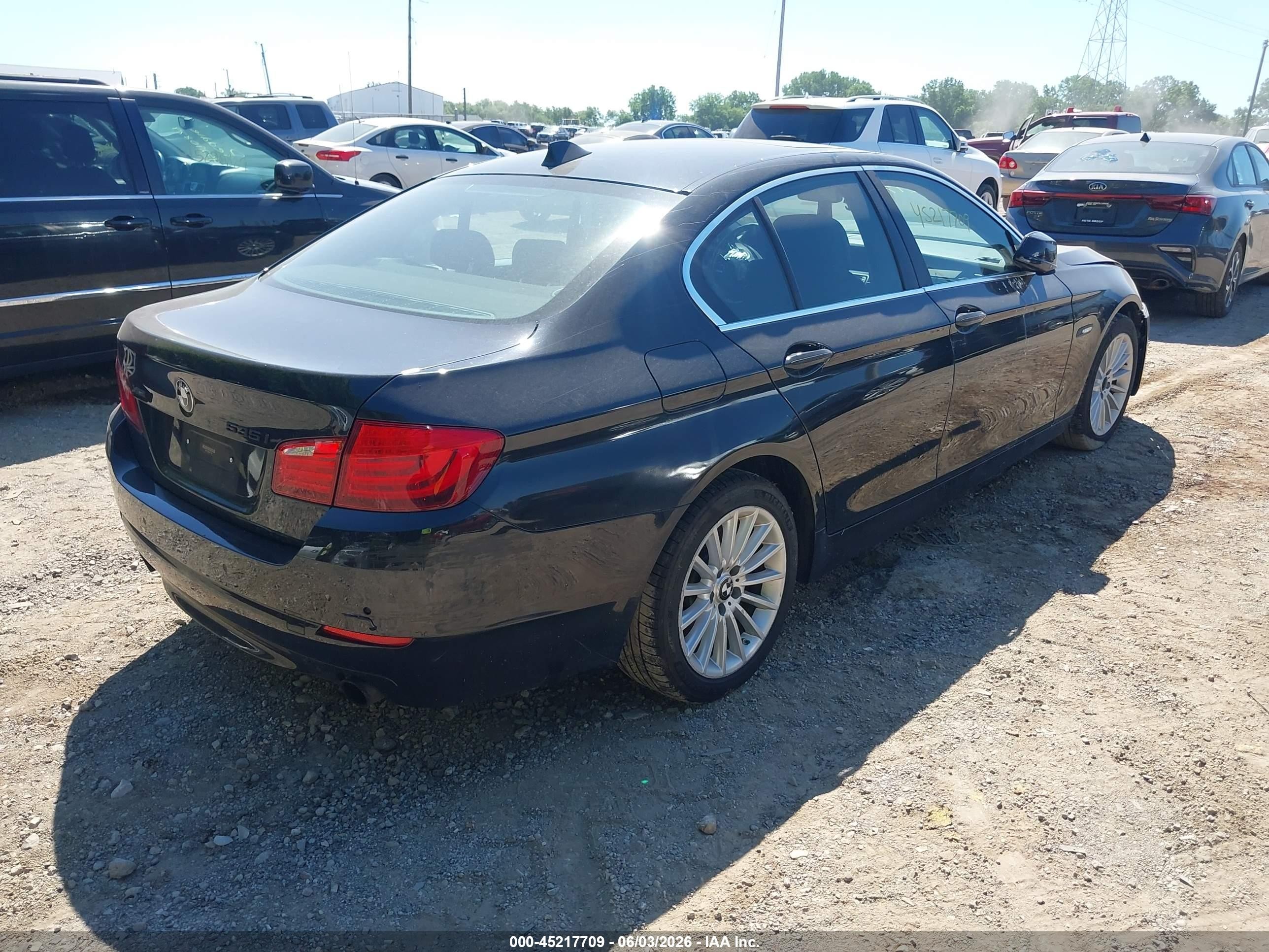 2013 Bmw 535i Xdrive Черный vin: WBAFU7C58DDU77186