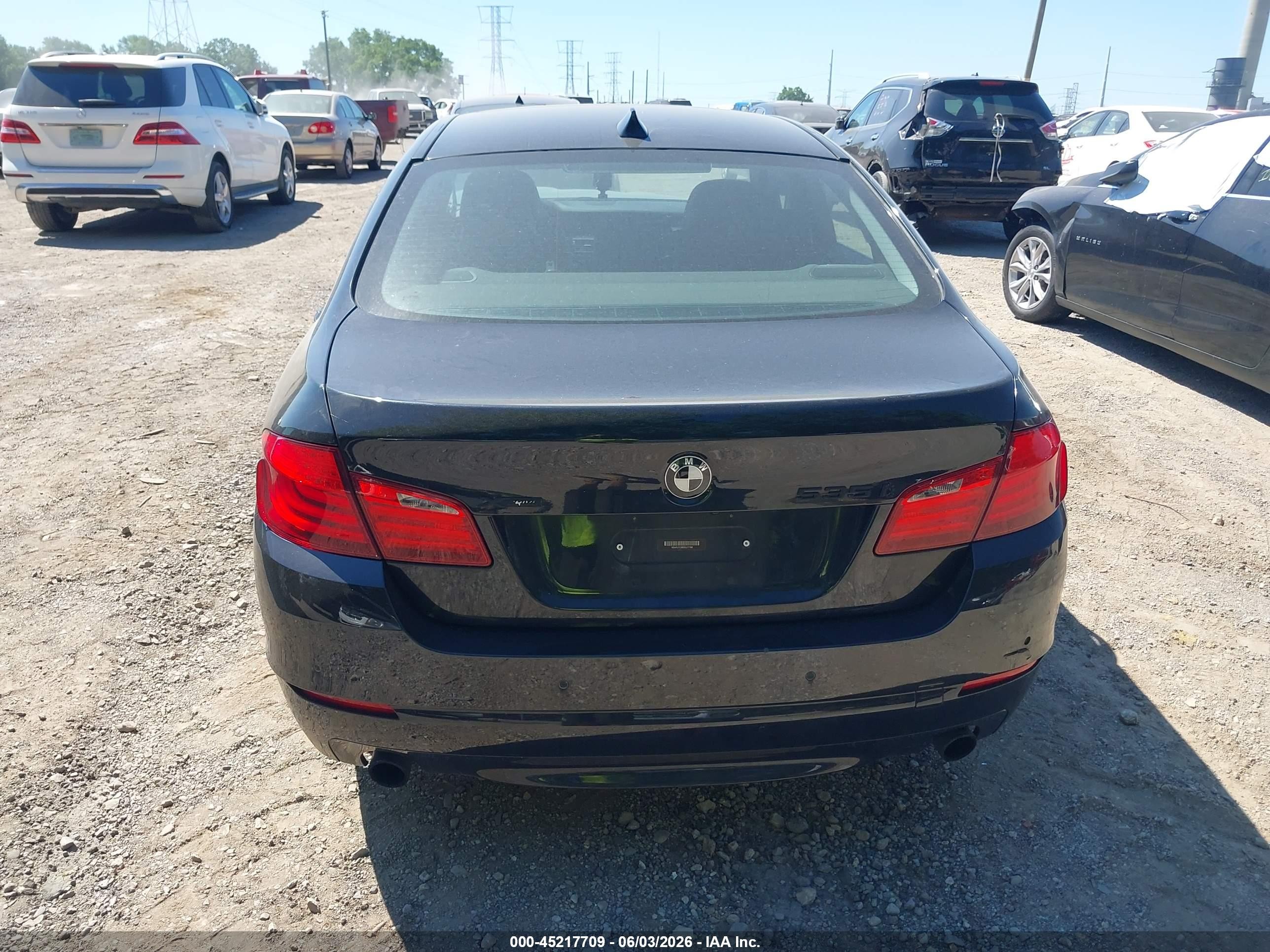 2013 Bmw 535i Xdrive Черный vin: WBAFU7C58DDU77186