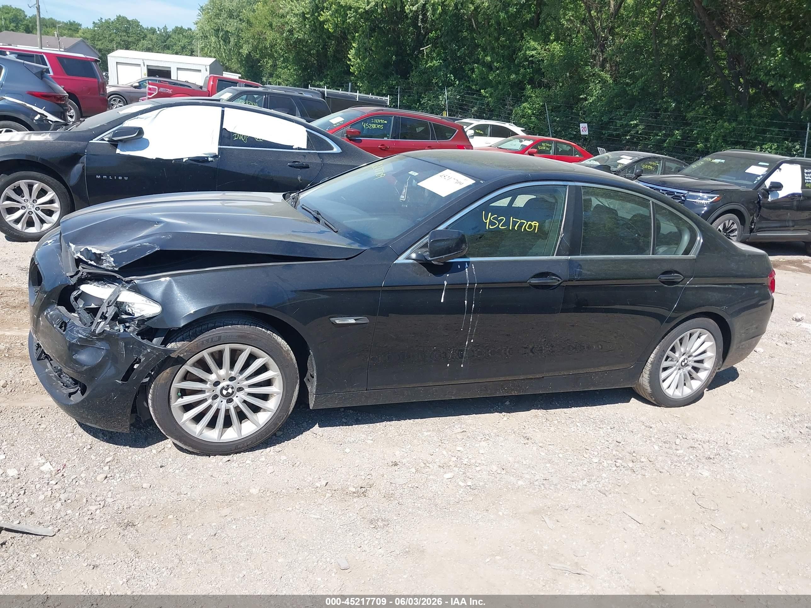 2013 Bmw 535i Xdrive Черный vin: WBAFU7C58DDU77186