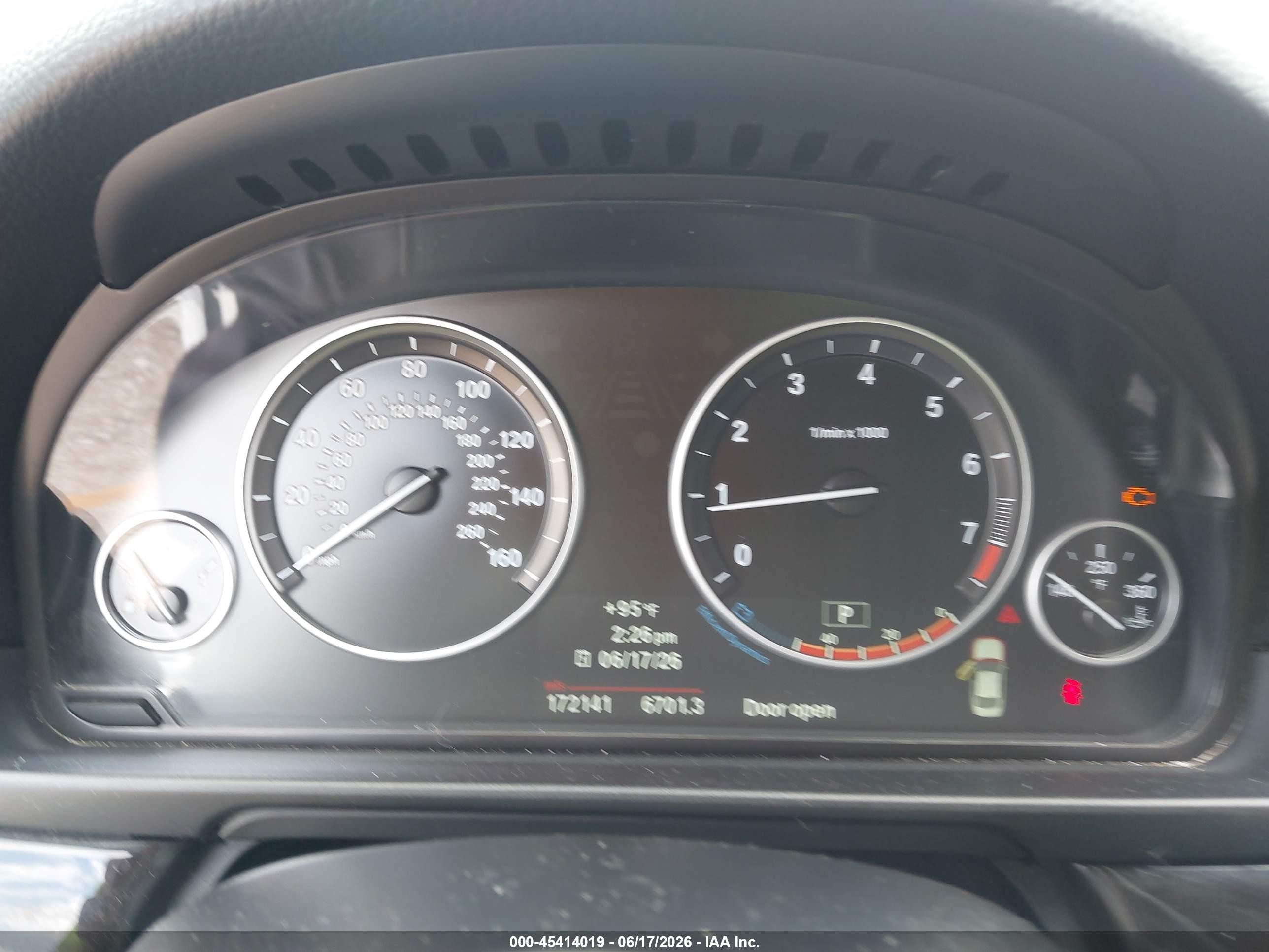 2013 Bmw 535i Xdrive Silver vin: WBAFU7C58DDU77902
