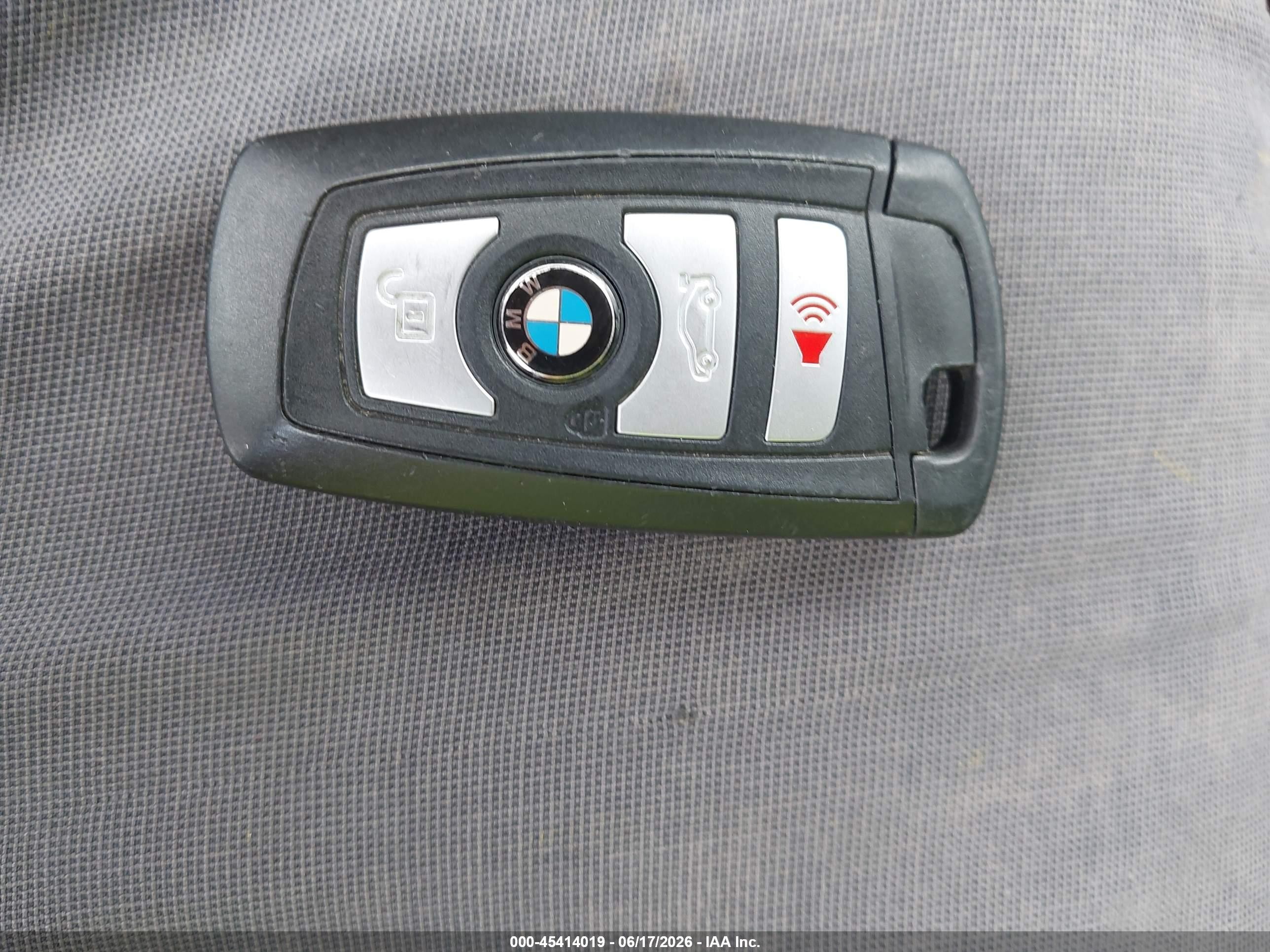 2013 Bmw 535i Xdrive Silver vin: WBAFU7C58DDU77902
