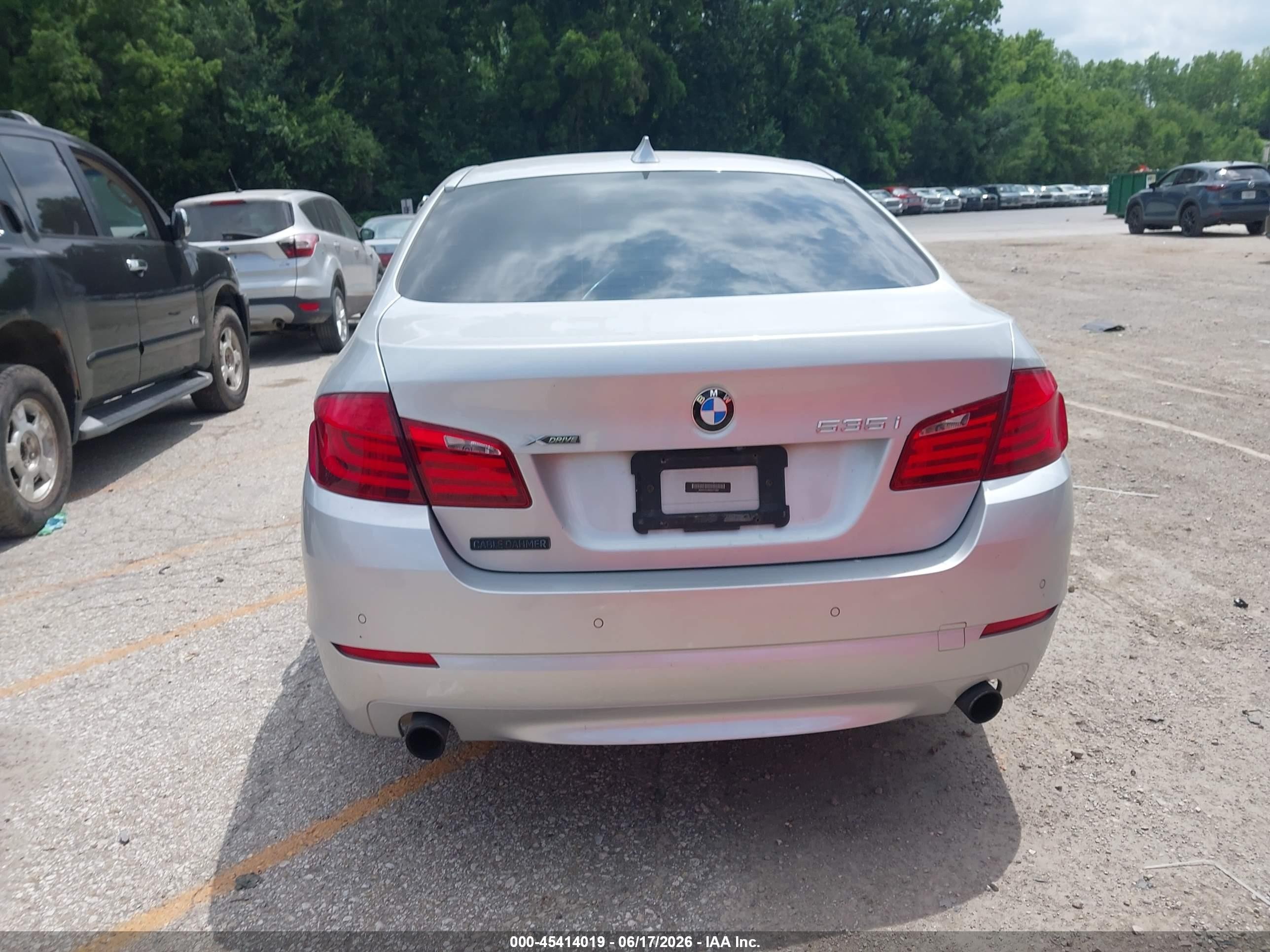 2013 Bmw 535i Xdrive Silver vin: WBAFU7C58DDU77902