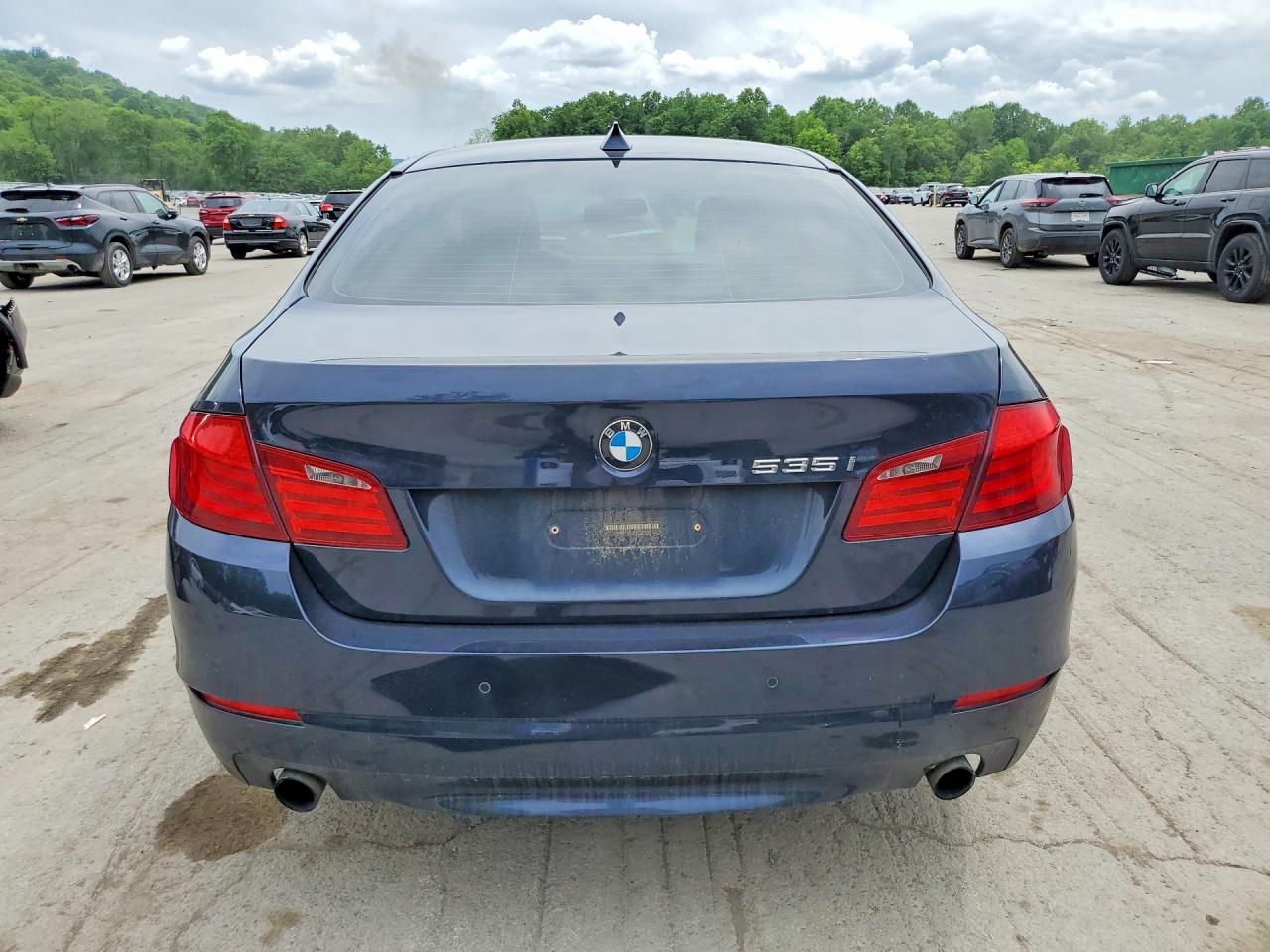 2011 Bmw 535 Xi Blue vin: WBAFU7C59BC781145