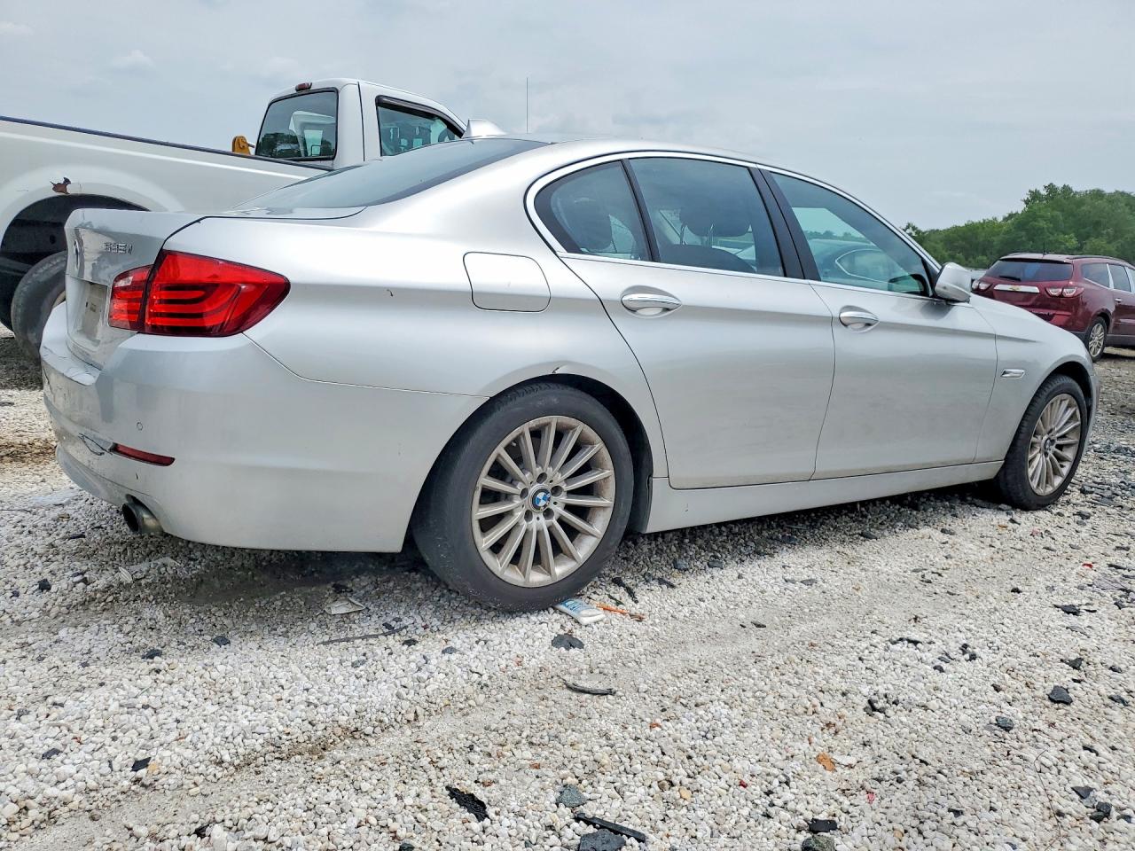 2011 Bmw 535 Xi Silver vin: WBAFU7C59BC781923