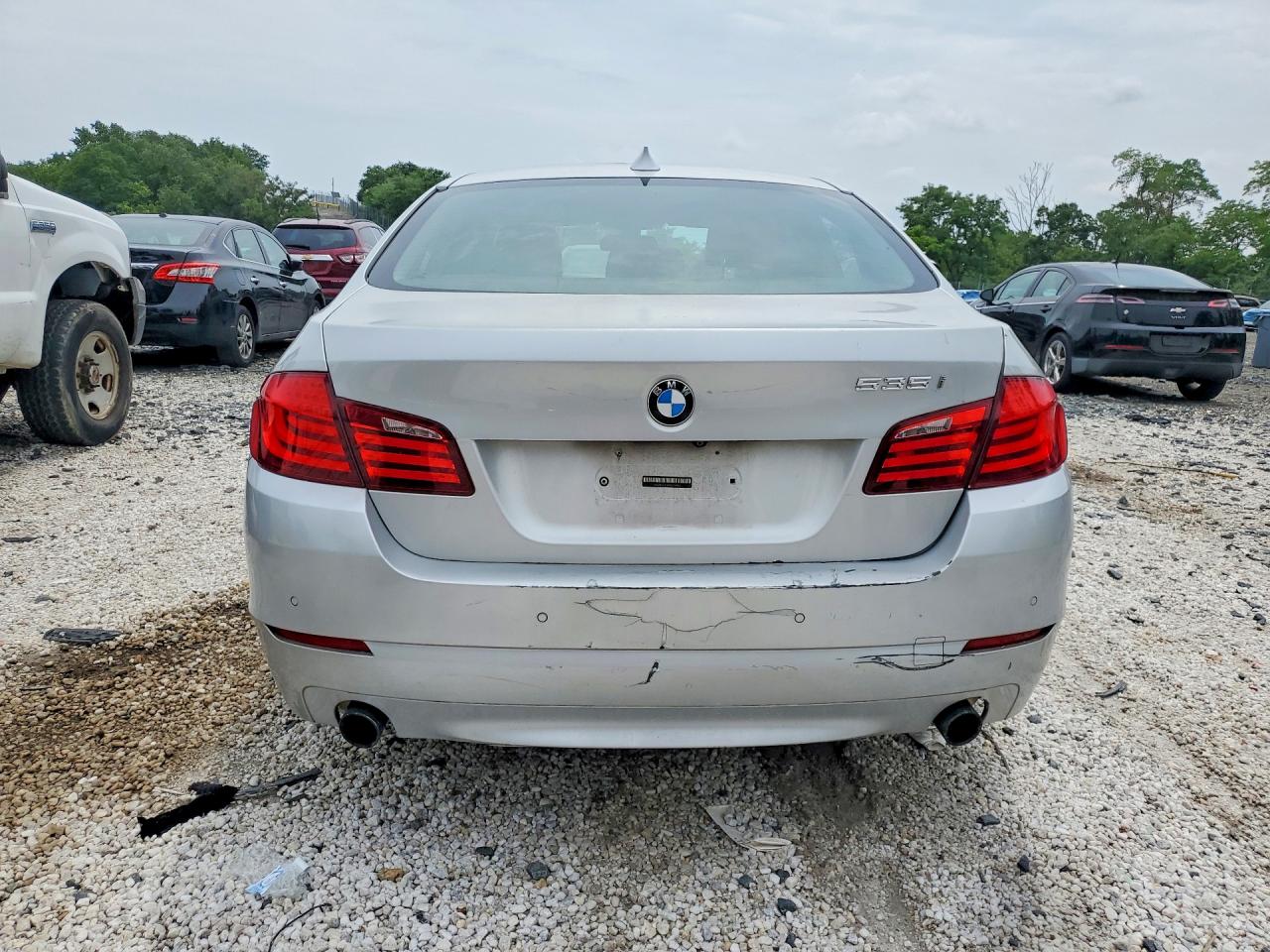 2011 Bmw 535 Xi Silver vin: WBAFU7C59BC781923