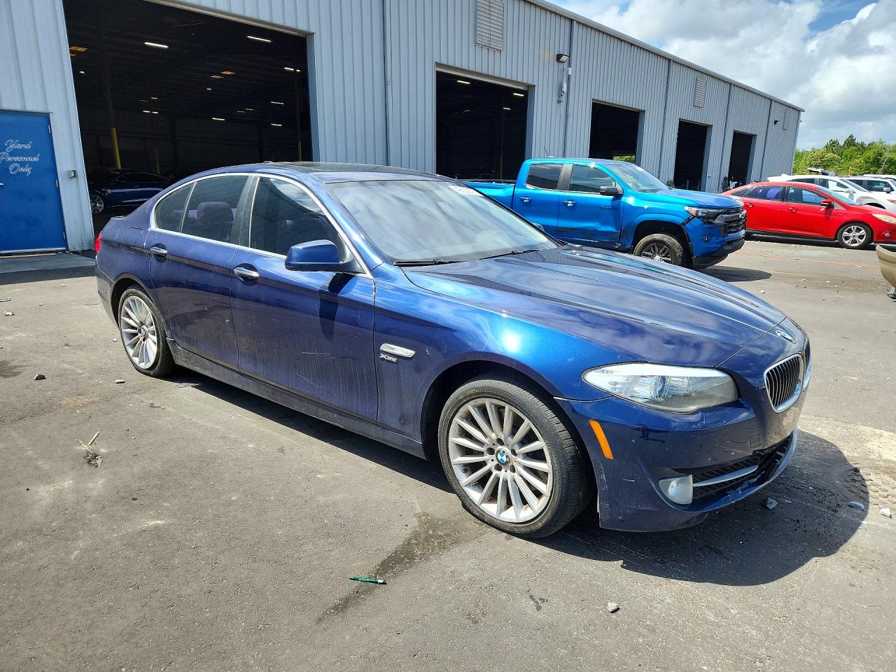 2011 Bmw 535 Xi Blue vin: WBAFU7C59BC870777