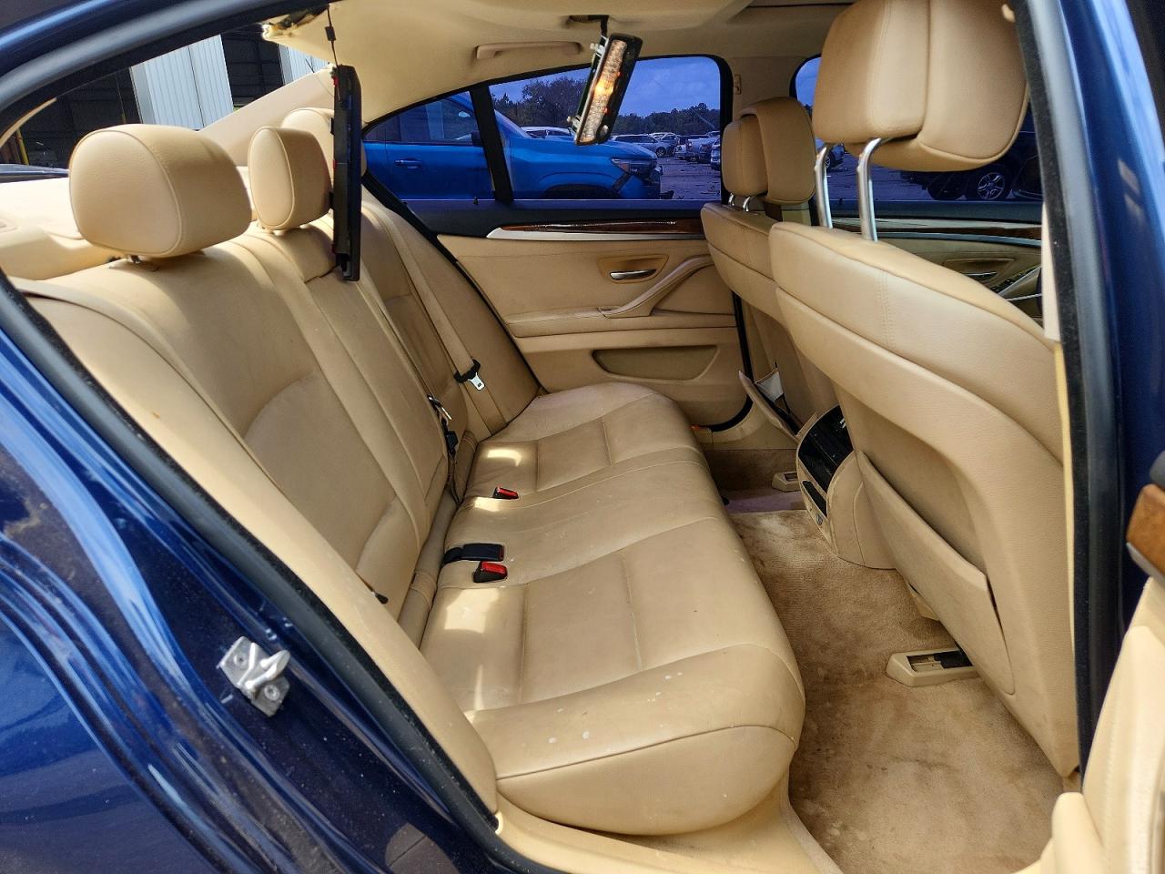 2011 Bmw 535 Xi Blue vin: WBAFU7C59BC870777