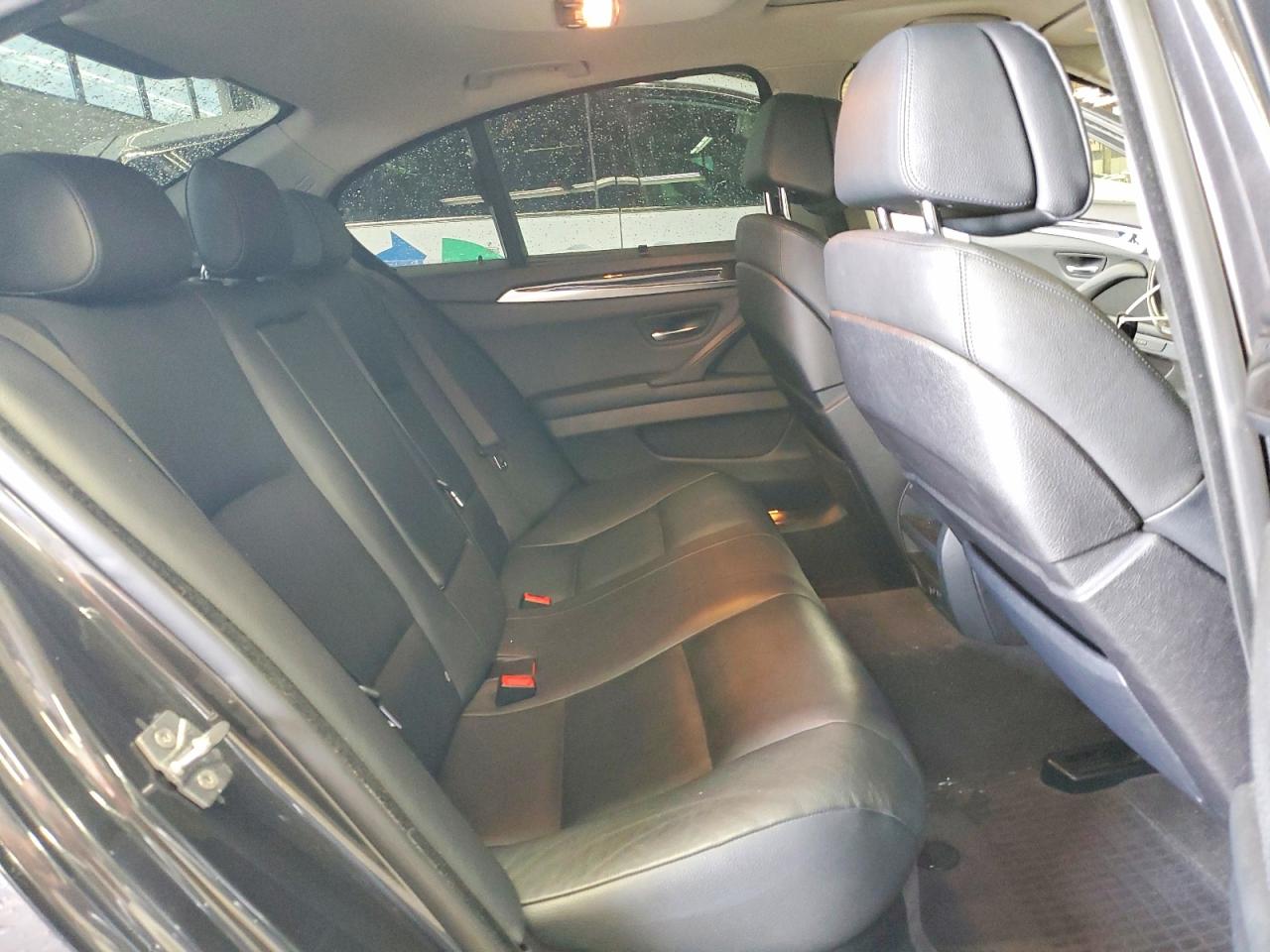 2011 Bmw 535 Xi Серый vin: WBAFU7C59BC873209