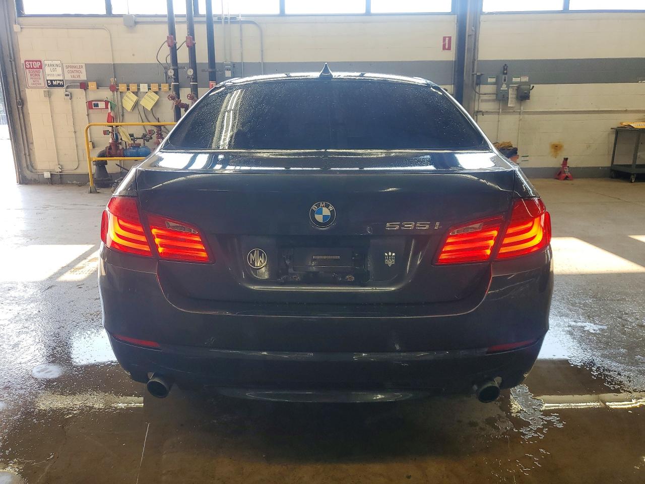 2011 Bmw 535 Xi Gray vin: WBAFU7C59BC873209
