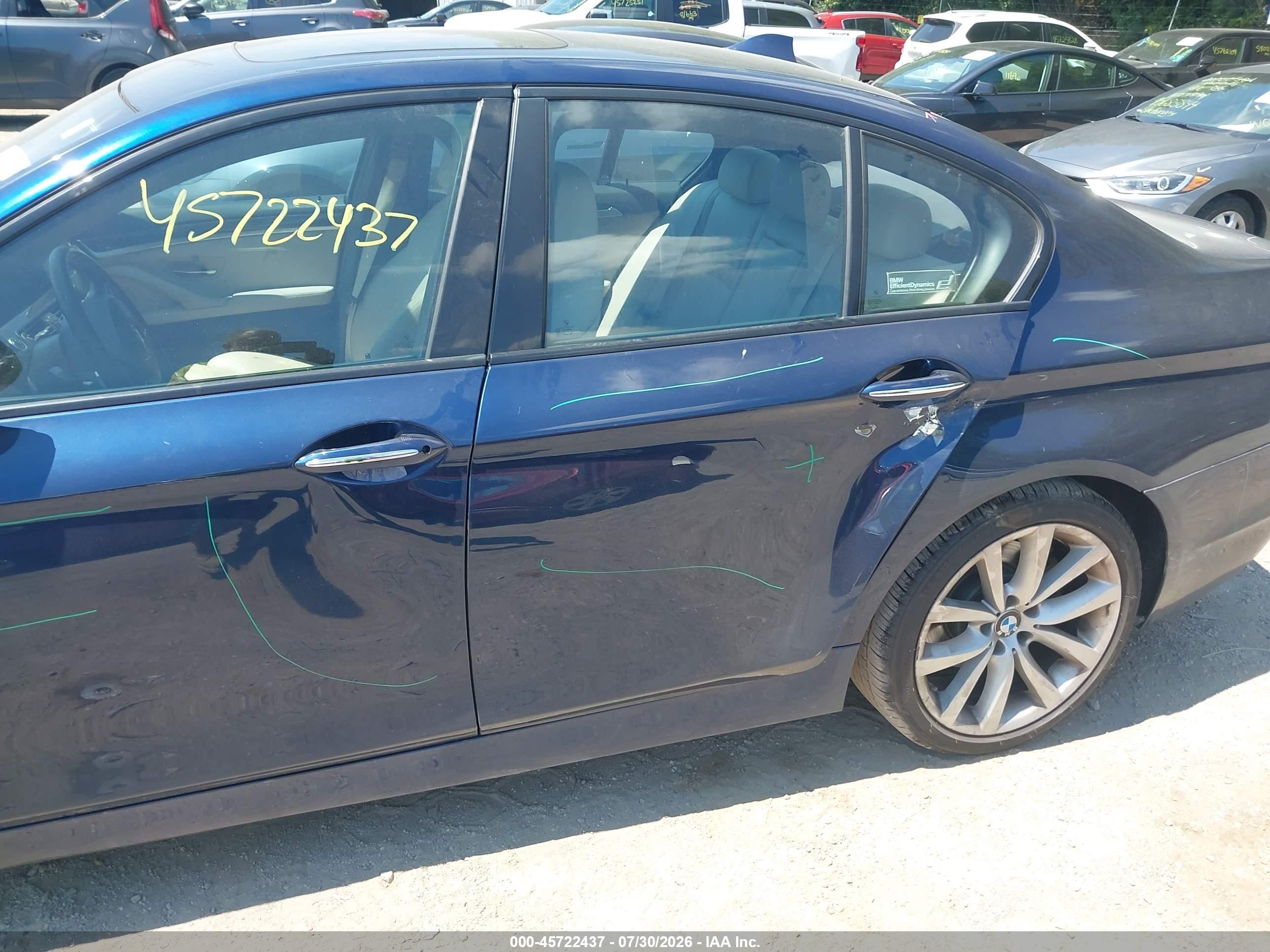 2011 Bmw 535i Xdrive Blue vin: WBAFU7C59BC874215