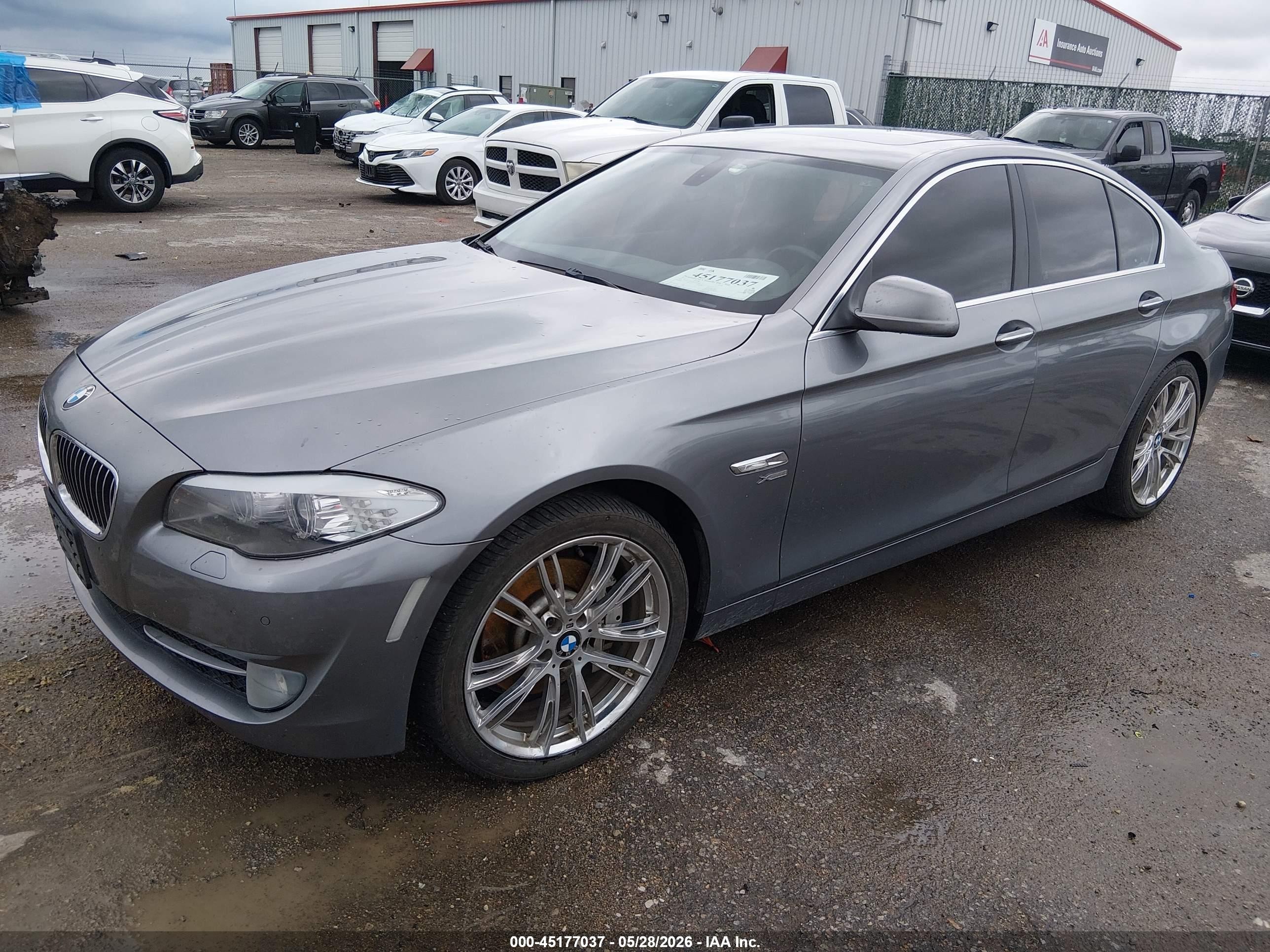 2011 Bmw 535i Xdrive Gray vin: WBAFU7C59BC875946