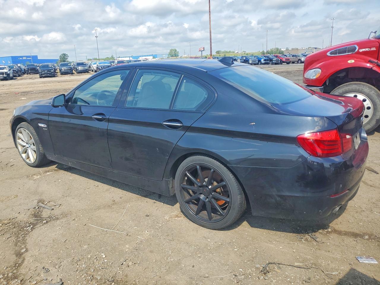 2011 Bmw 535 Xi Black vin: WBAFU7C59BC878183