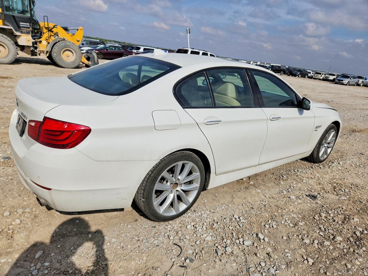 2012 Bmw 535 Xi White vin: WBAFU7C59CDU56796