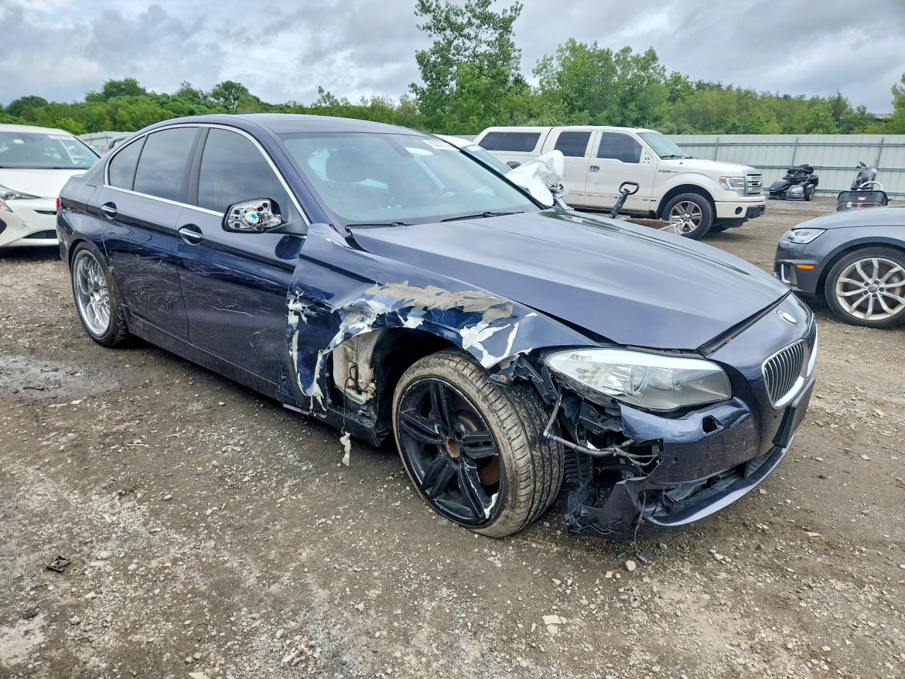 2012 Bmw 535 Xi Синий vin: WBAFU7C59CDU59570