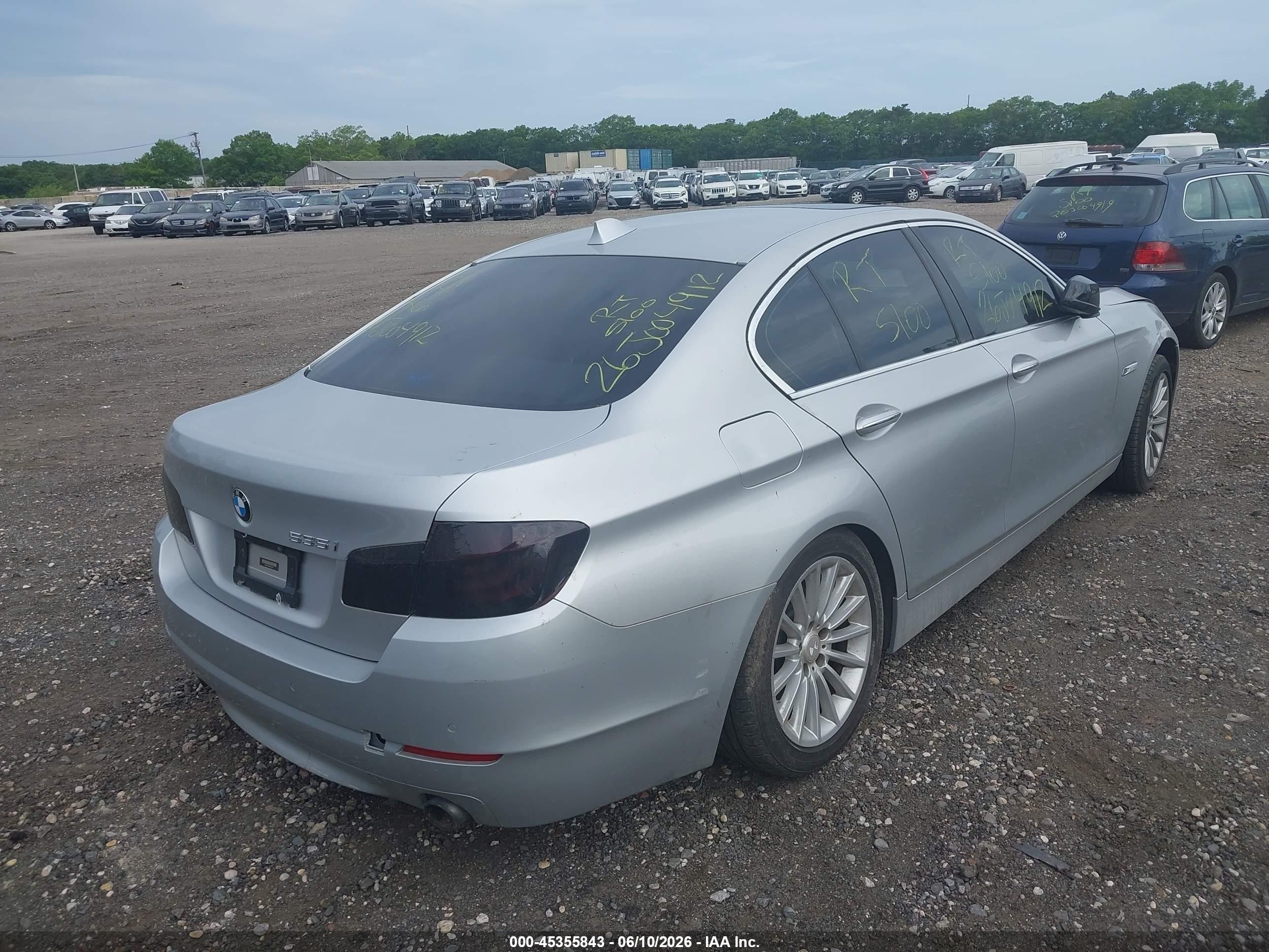 2012 Bmw 535i Xdrive Silver vin: WBAFU7C5XCDU57150