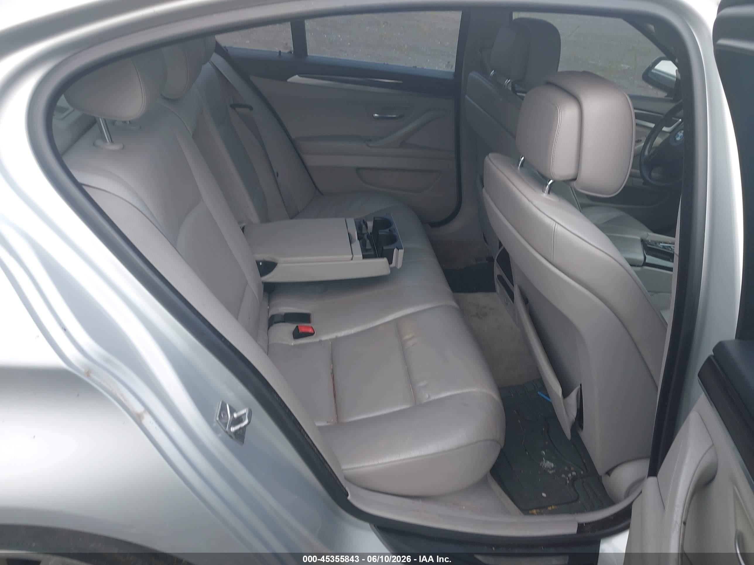 2012 Bmw 535i Xdrive Silver vin: WBAFU7C5XCDU57150