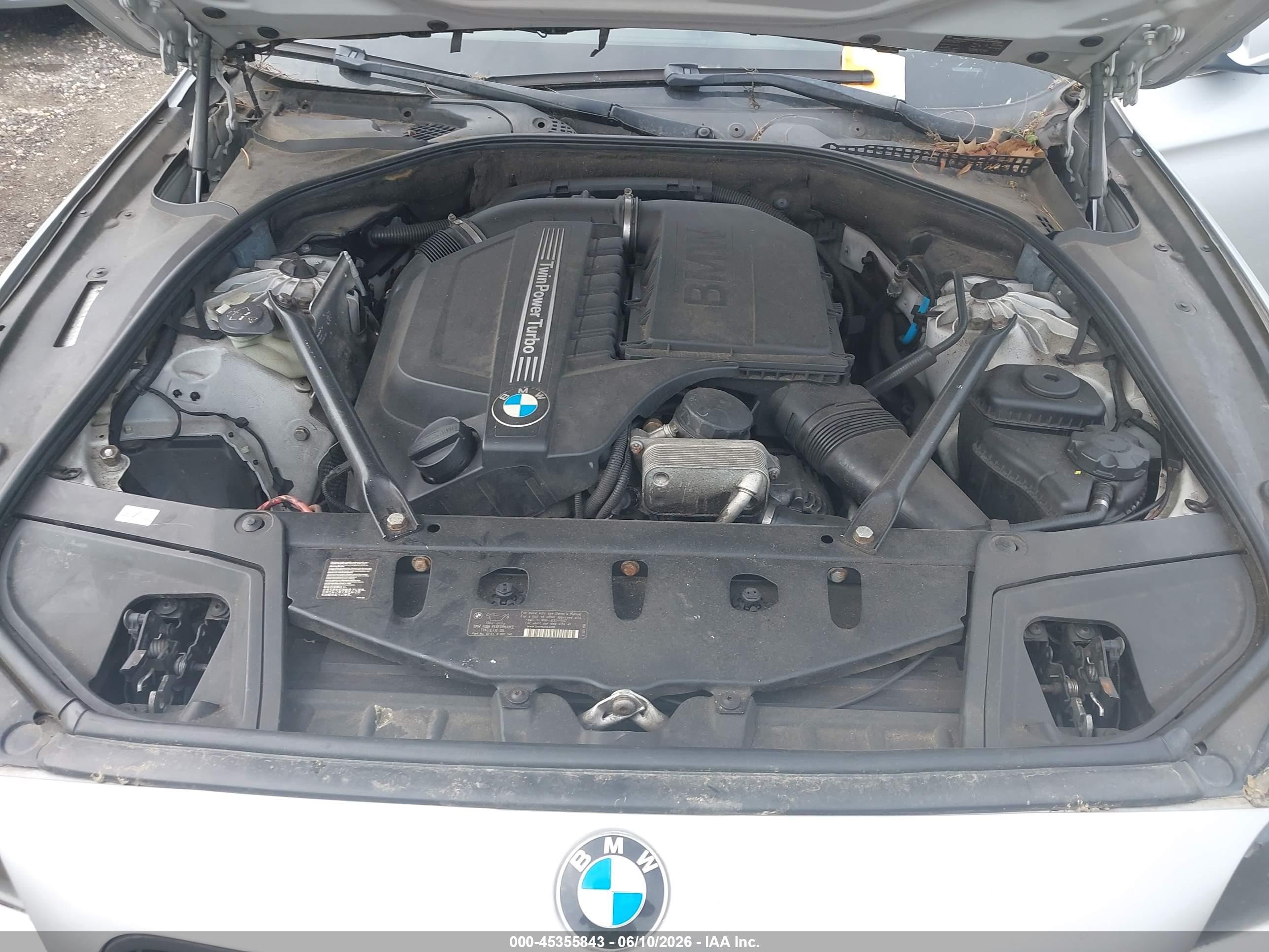 2012 Bmw 535i Xdrive Silver vin: WBAFU7C5XCDU57150