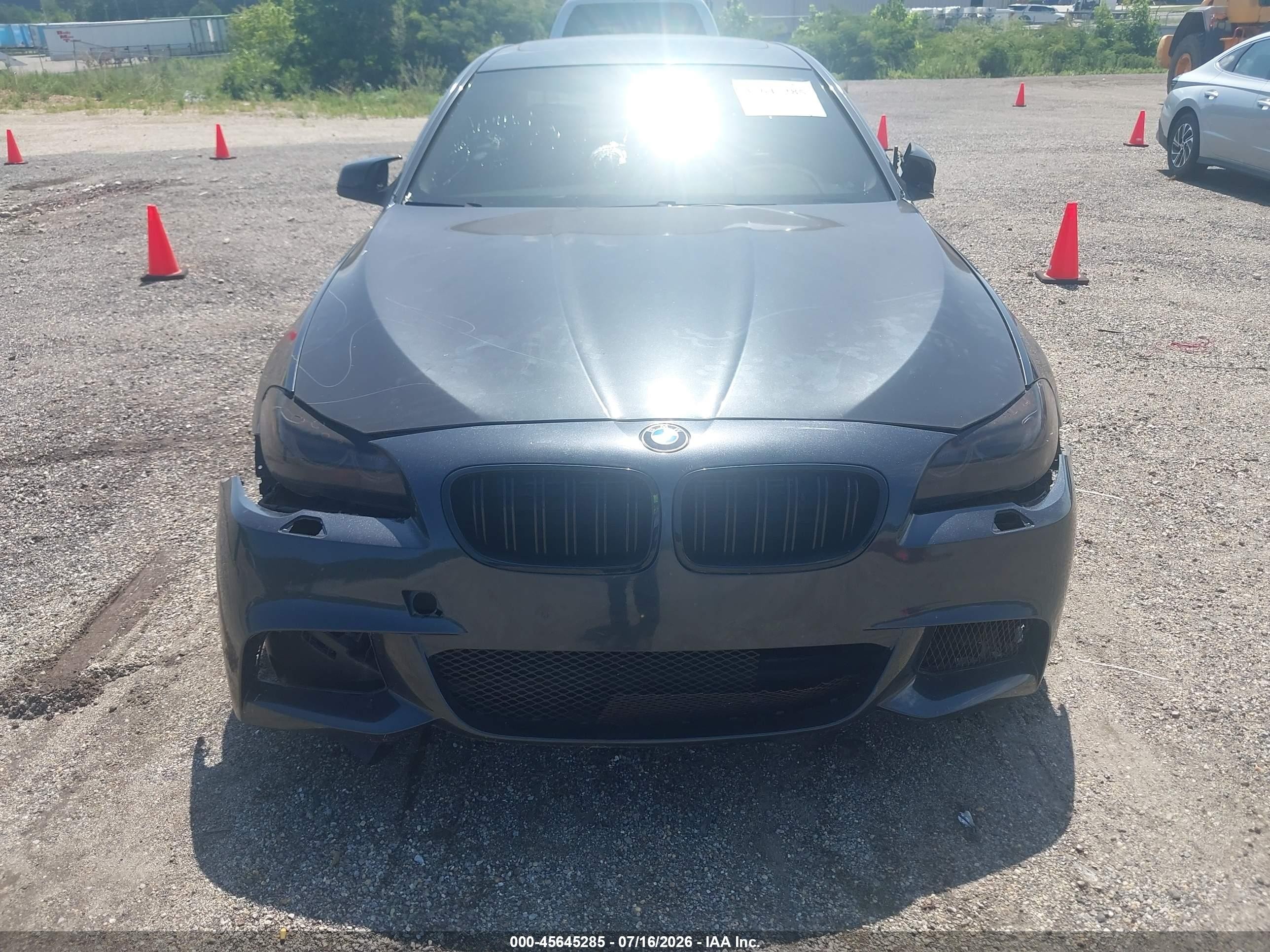 2011 Bmw 550i Xdrive Gray vin: WBAFU9C51BC784679