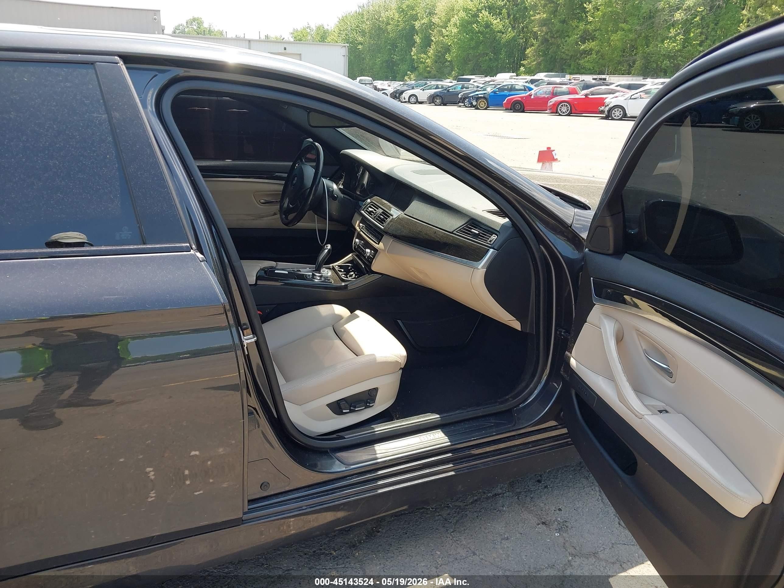 2012 Bmw 550i Xdrive Серый vin: WBAFU9C51CC787597