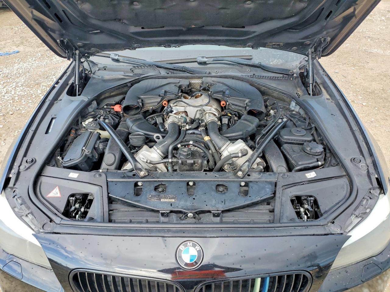 2013 Bmw 550 Xi Черный vin: WBAFU9C51DDY71155