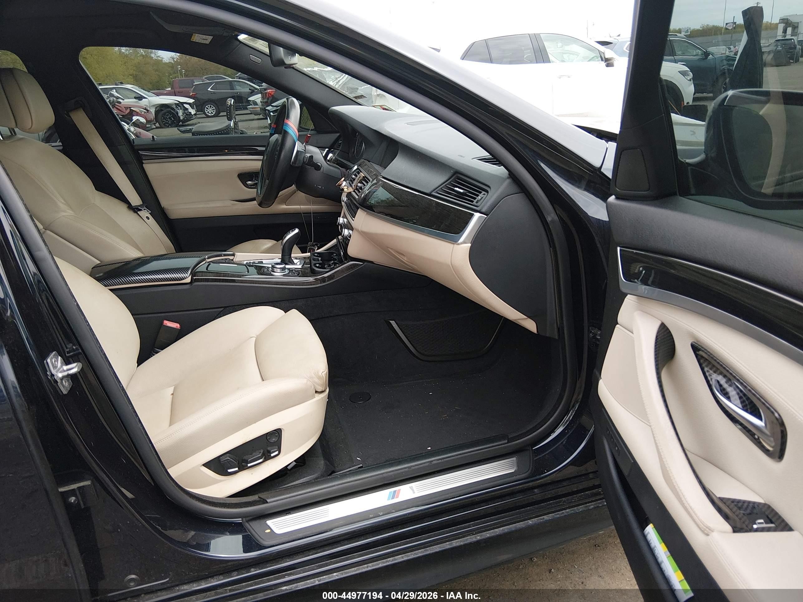 2011 Bmw 550i Xdrive Black vin: WBAFU9C52BC784187