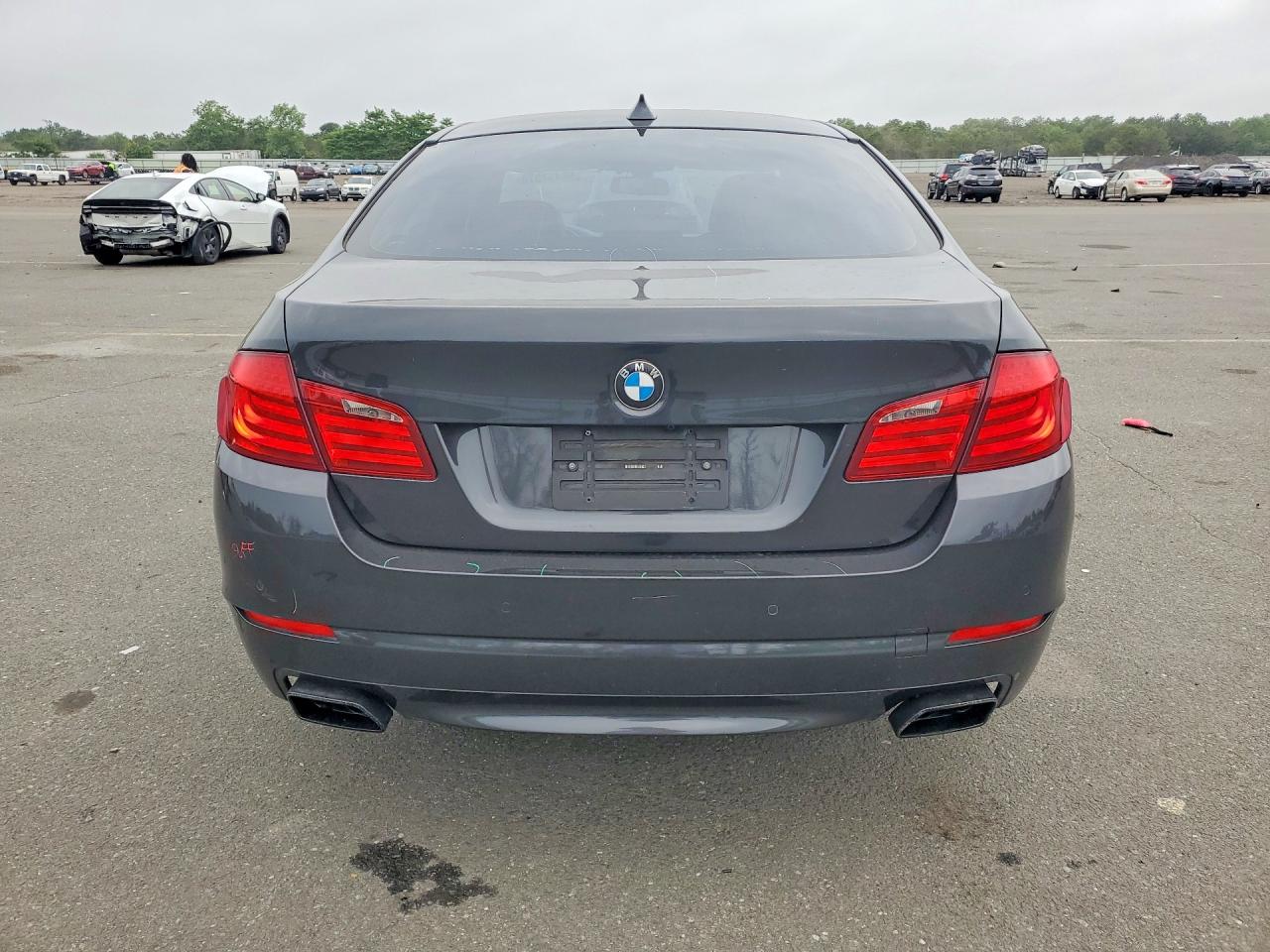 2012 Bmw 550 Xi Gray vin: WBAFU9C52CDW93657