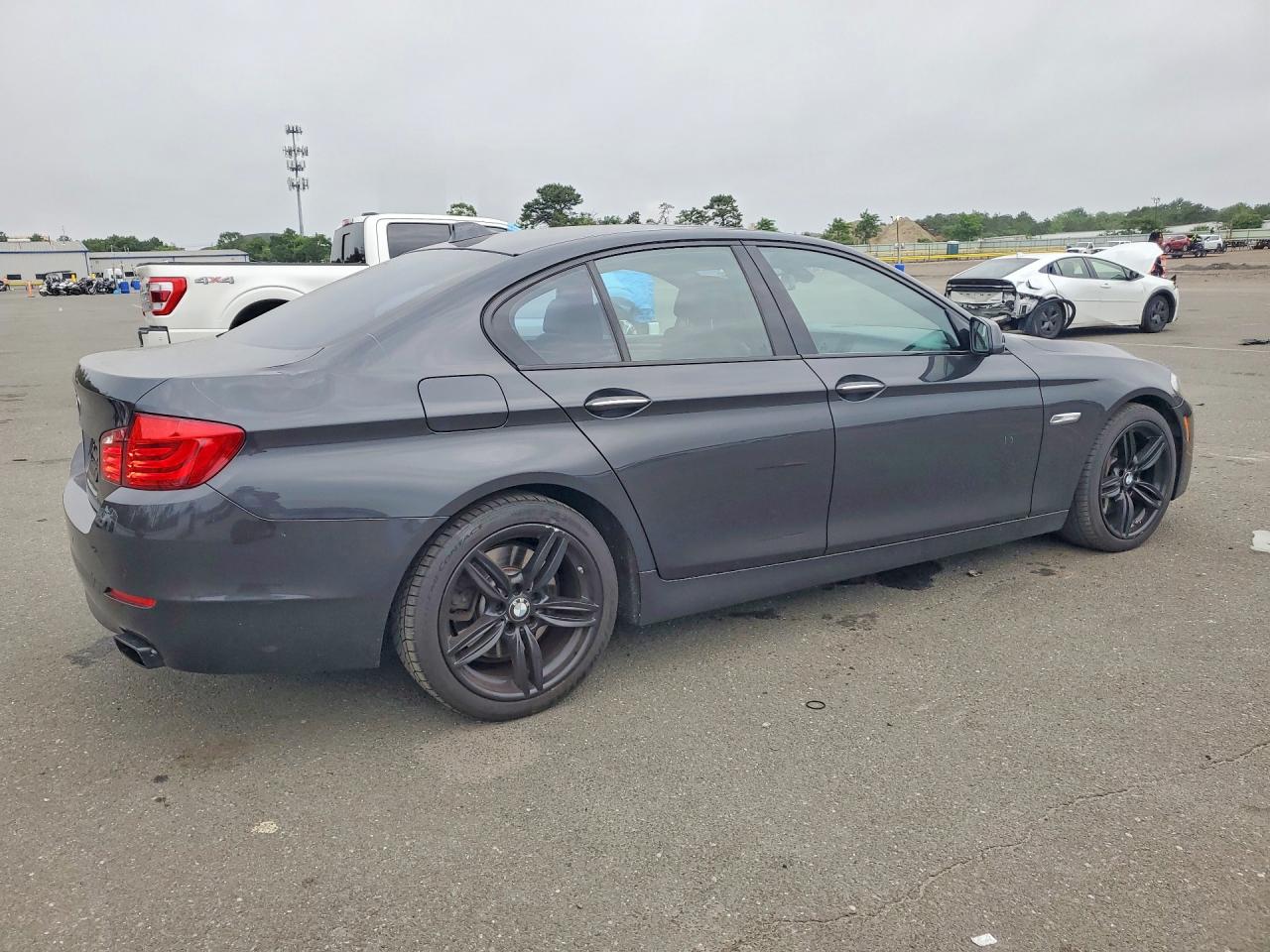 2012 Bmw 550 Xi Gray vin: WBAFU9C52CDW93657