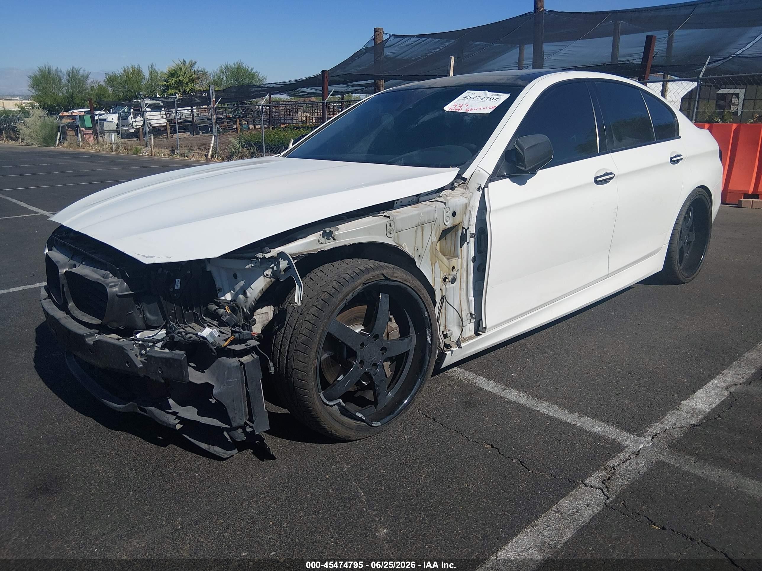 2011 Bmw 550i Xdrive White vin: WBAFU9C53BC784599