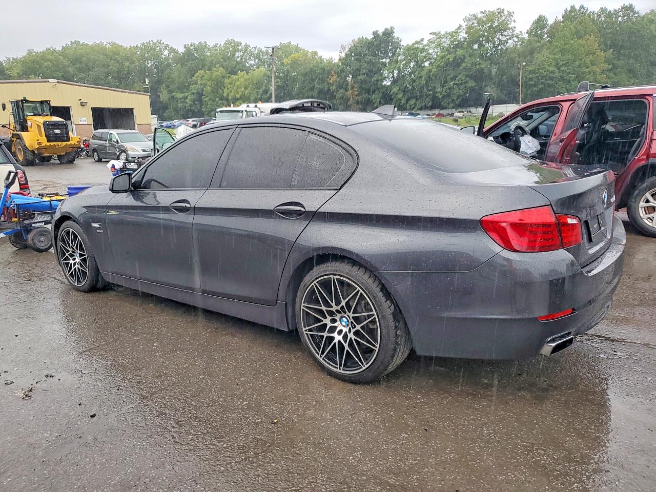 2011 Bmw 550 Xi Gray vin: WBAFU9C54BC785857
