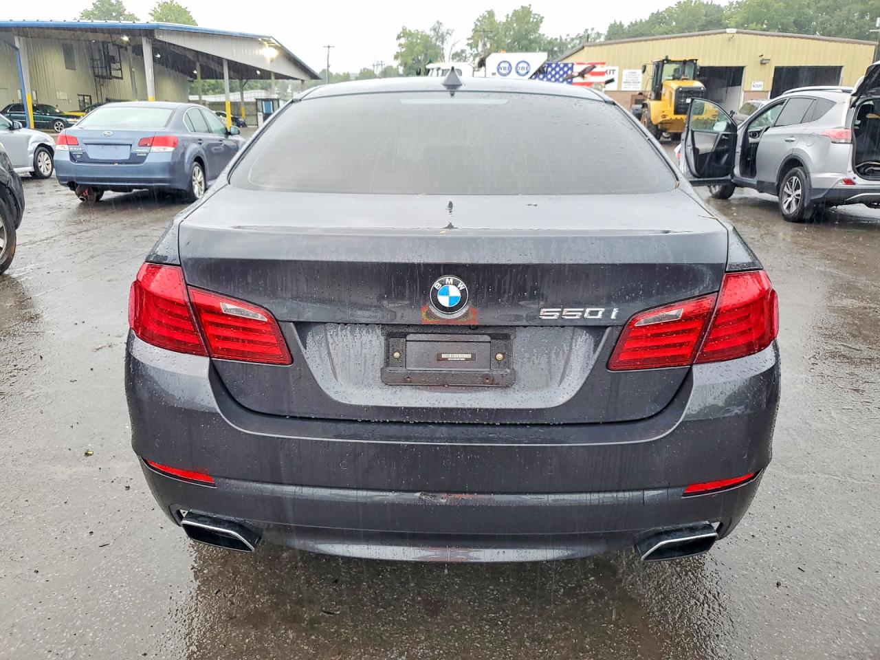 2011 Bmw 550 Xi Gray vin: WBAFU9C54BC785857