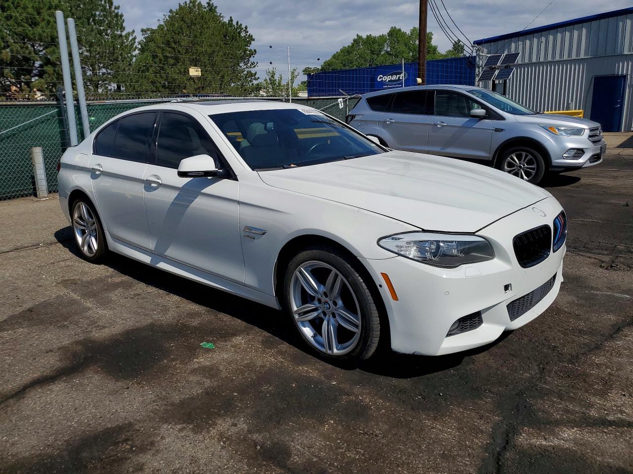 2012 Bmw 550 Xi White vin: WBAFU9C54CDY70046