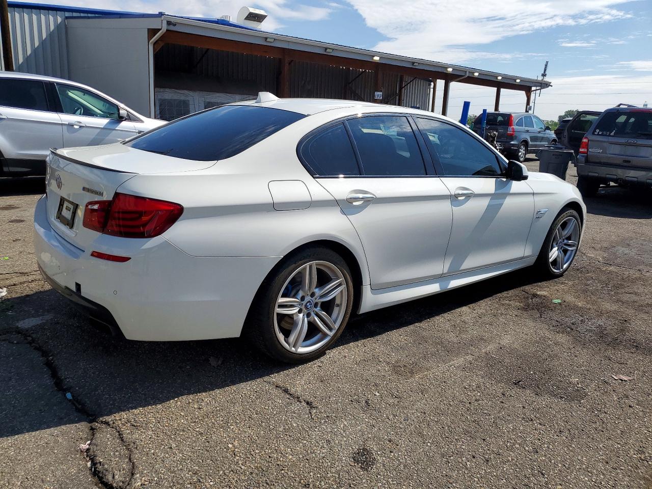 2012 Bmw 550 Xi White vin: WBAFU9C54CDY70046