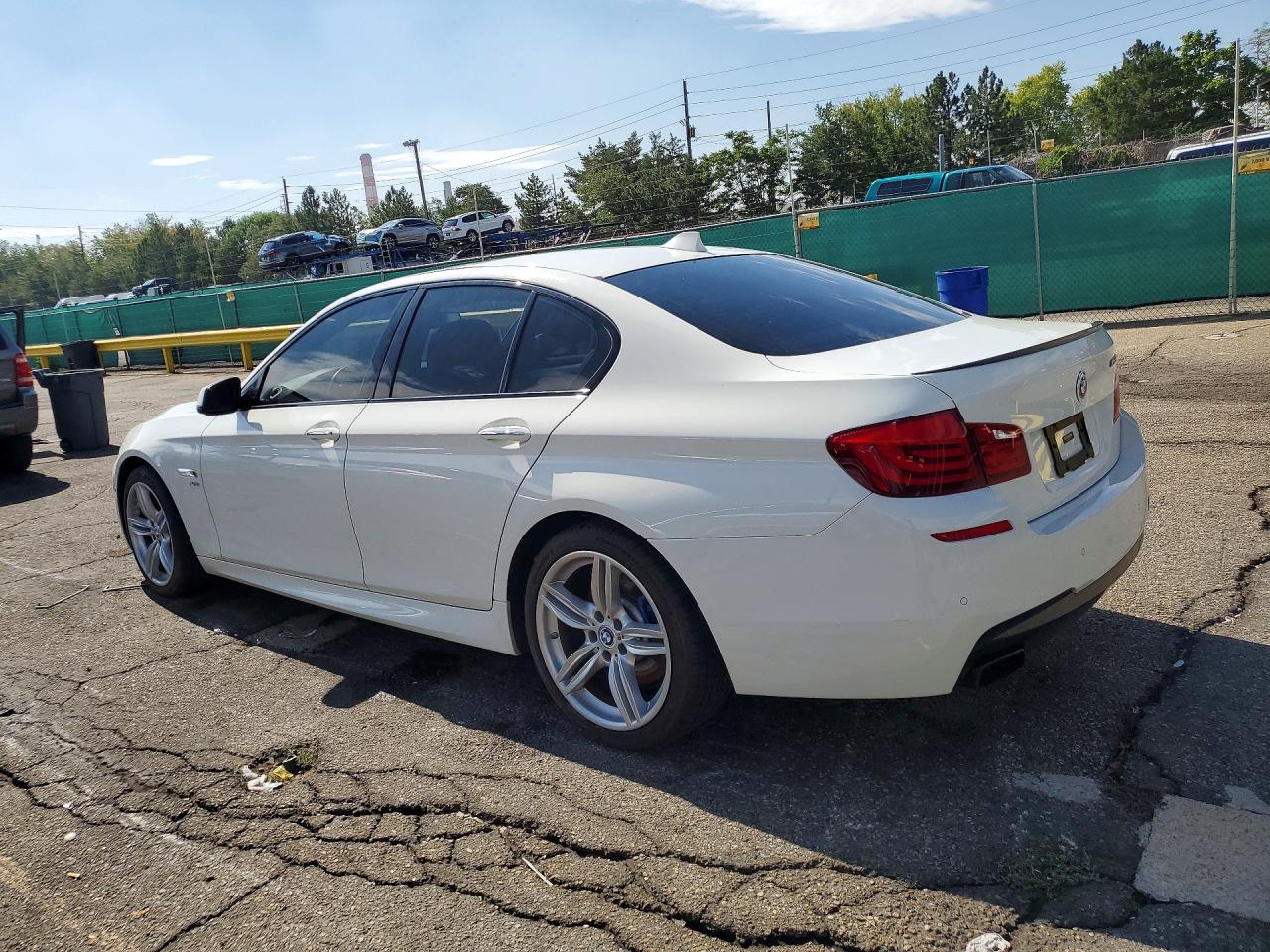 2012 Bmw 550 Xi White vin: WBAFU9C54CDY70046