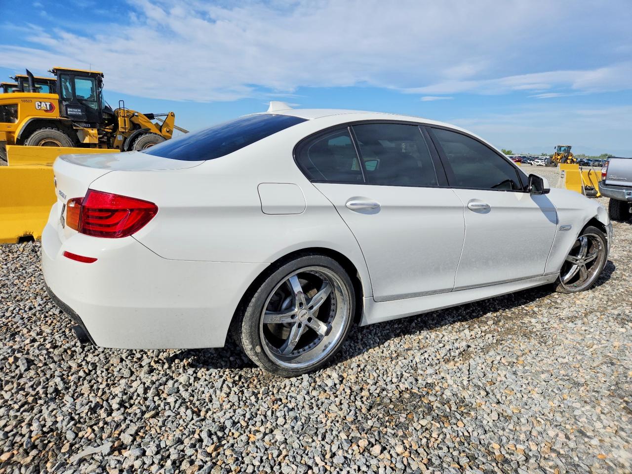 2013 Bmw 550 Xi White vin: WBAFU9C55DDY72244