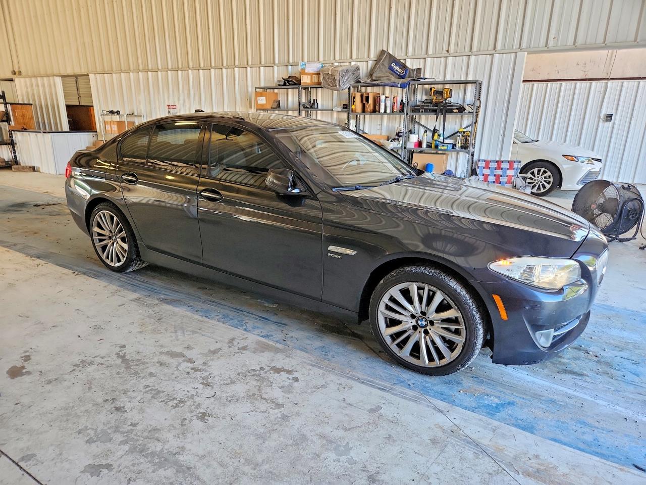 2011 Bmw 550 Xi Black vin: WBAFU9C57BC278130