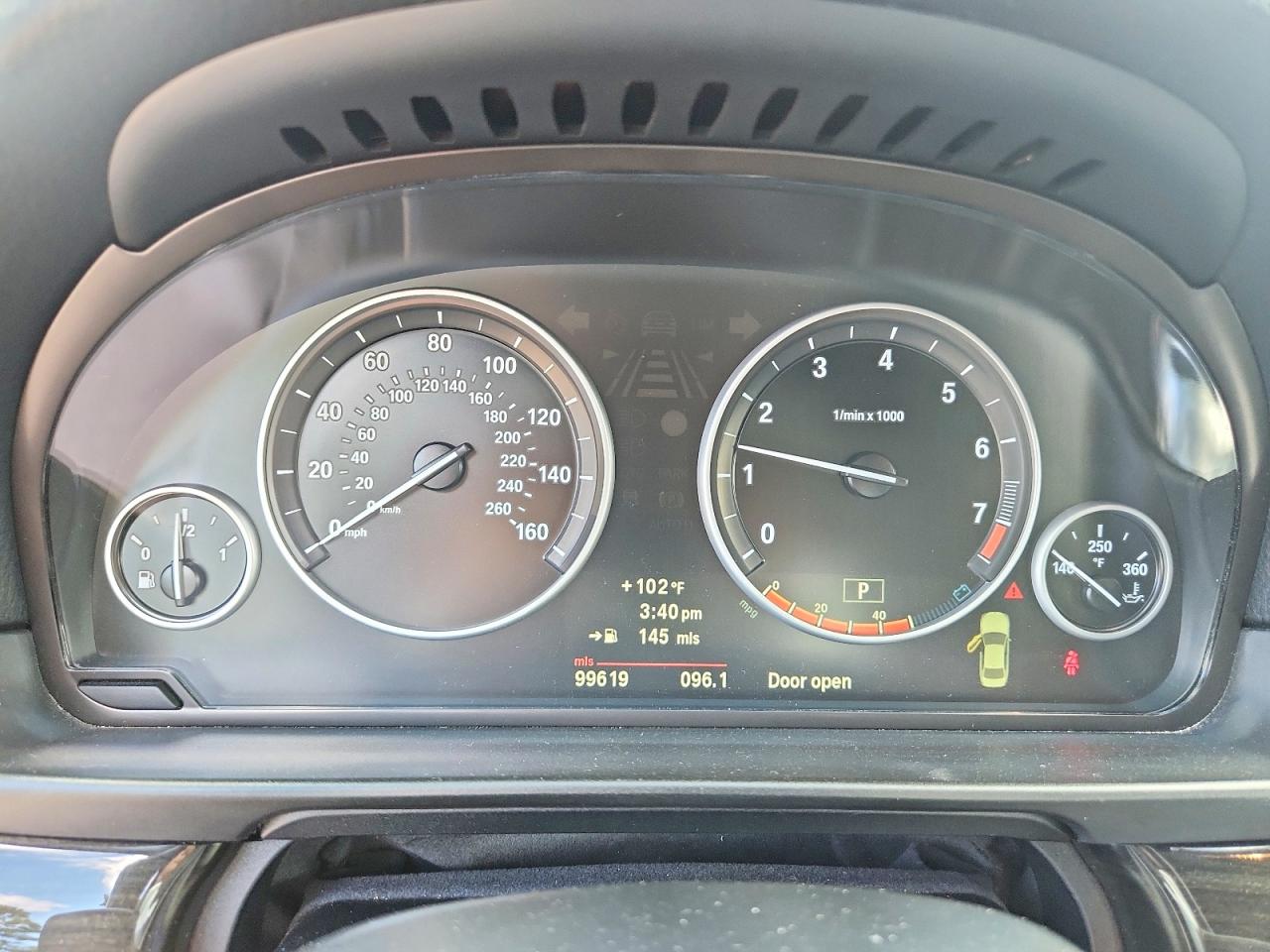 2011 Bmw 550 Xi White vin: WBAFU9C57BC786176