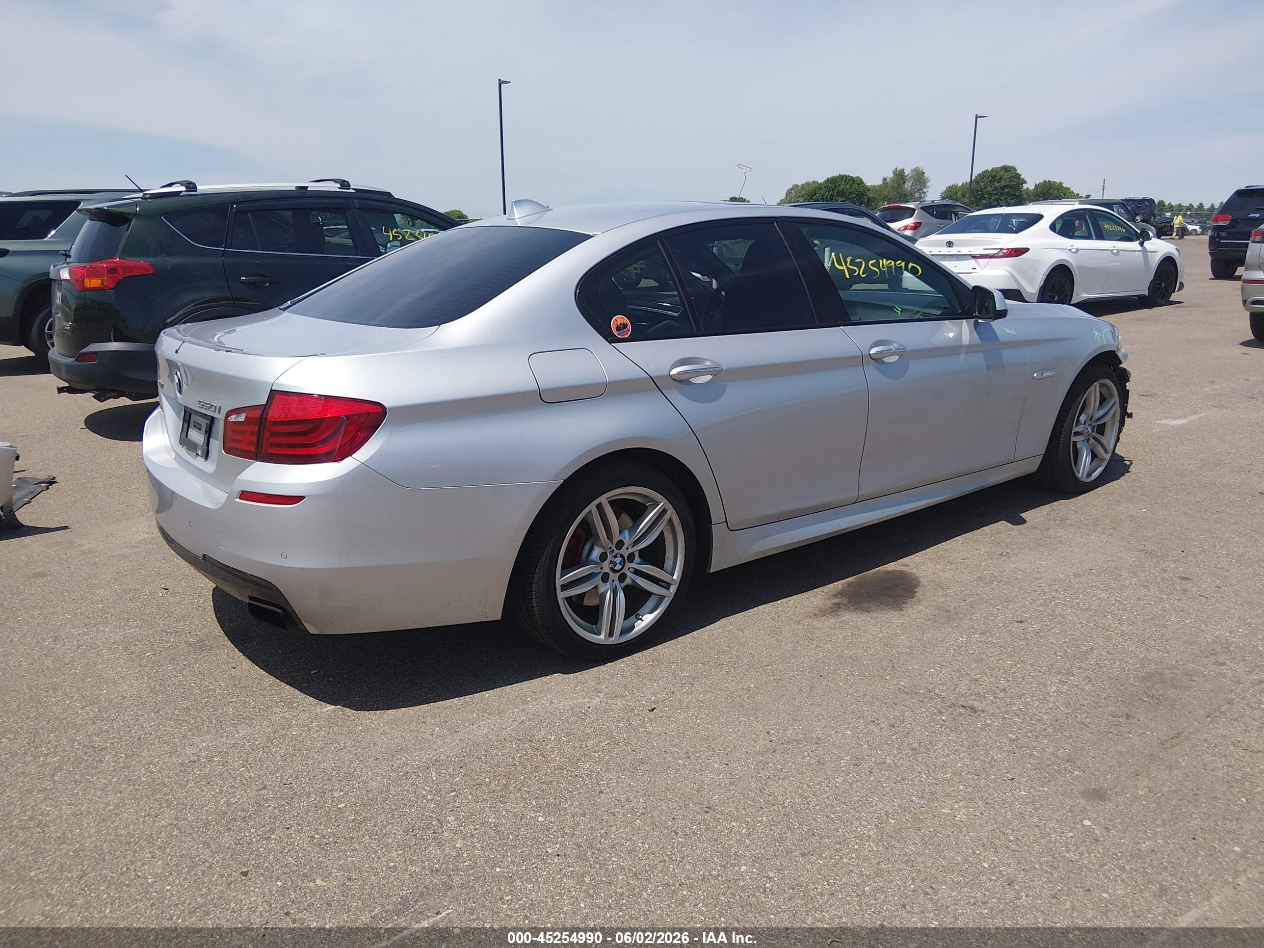2013 Bmw 550i Xdrive Silver vin: WBAFU9C58DDY72593