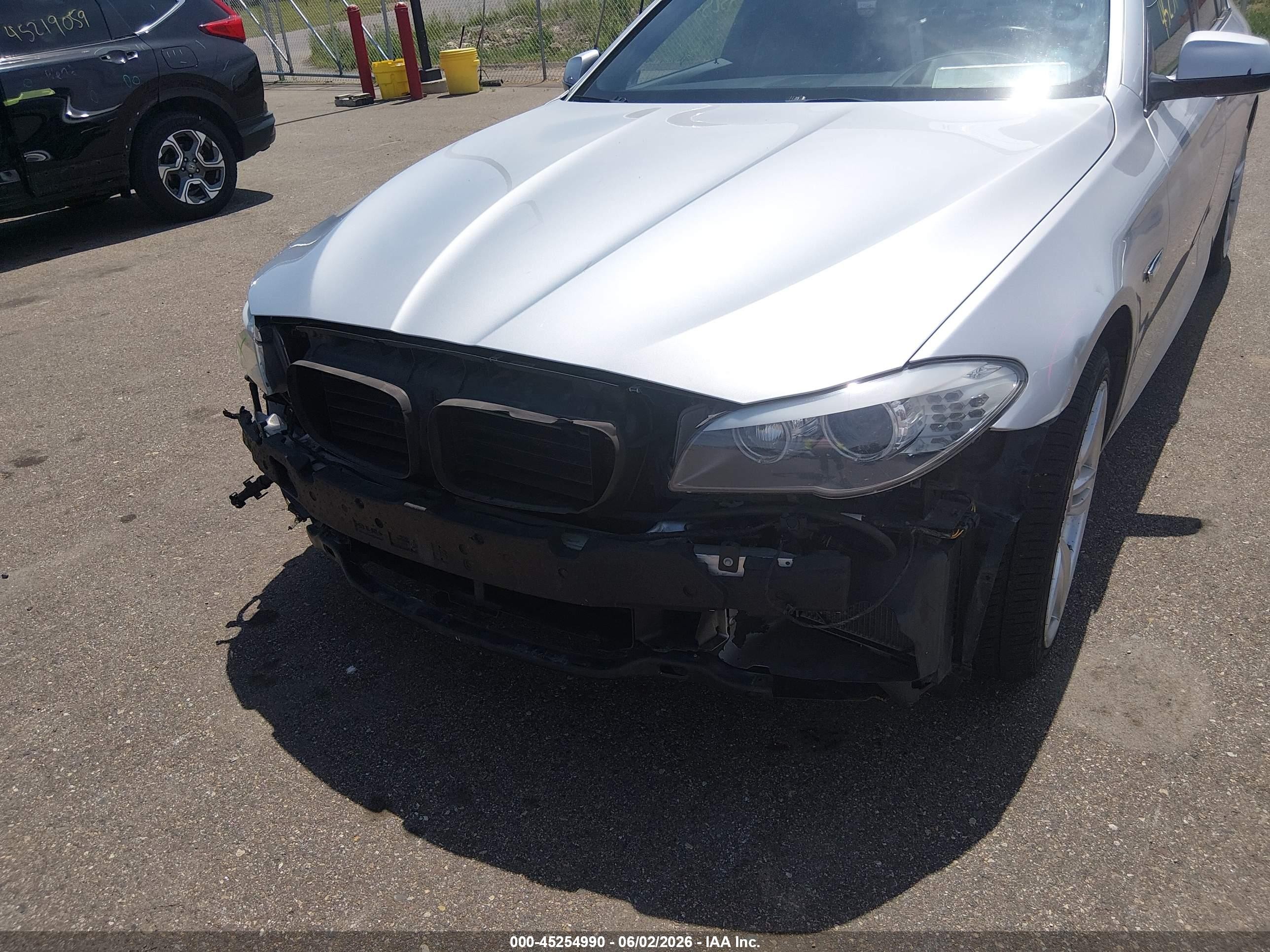 2013 Bmw 550i Xdrive Silver vin: WBAFU9C58DDY72593