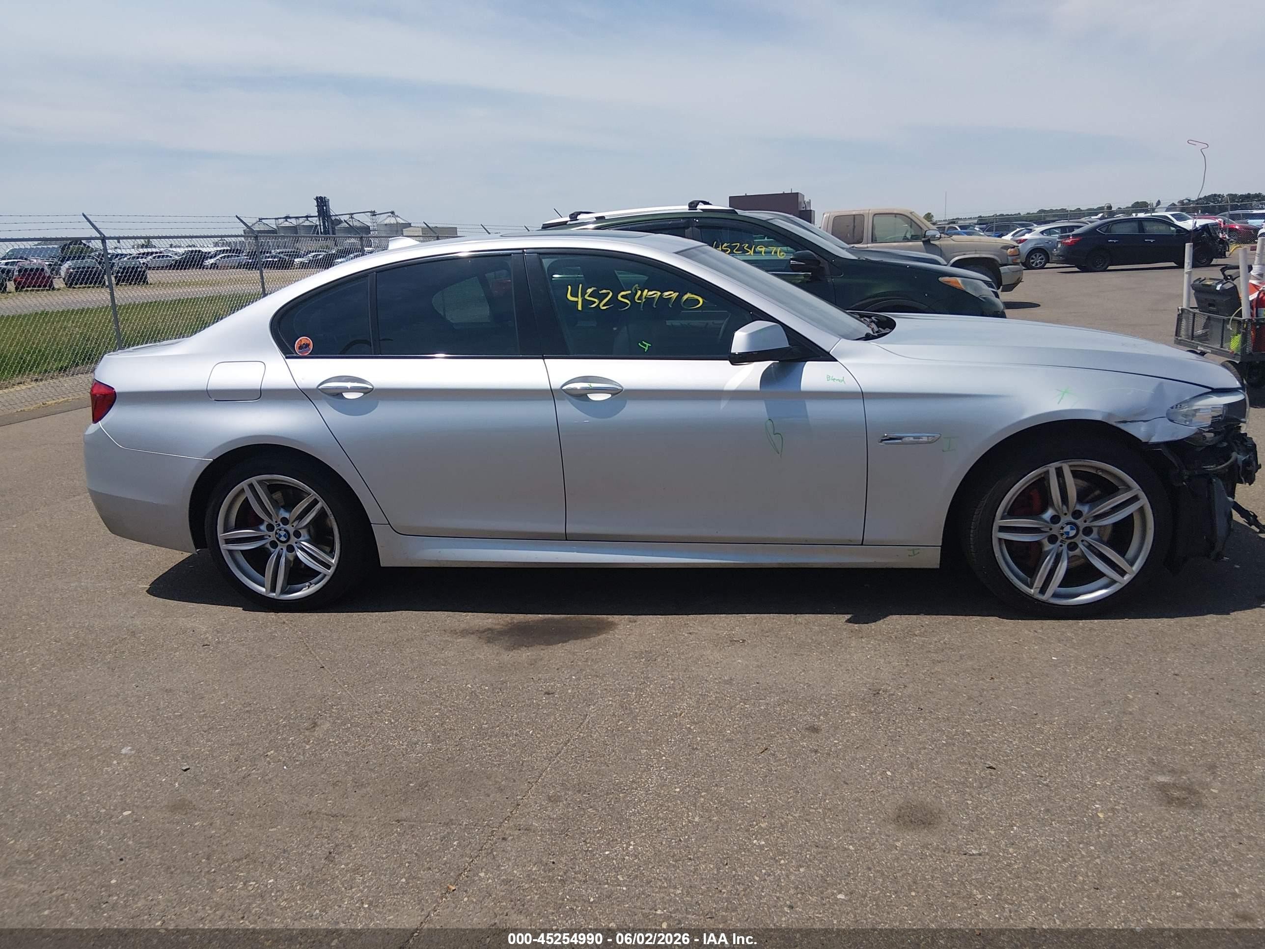 2013 Bmw 550i Xdrive Silver vin: WBAFU9C58DDY72593