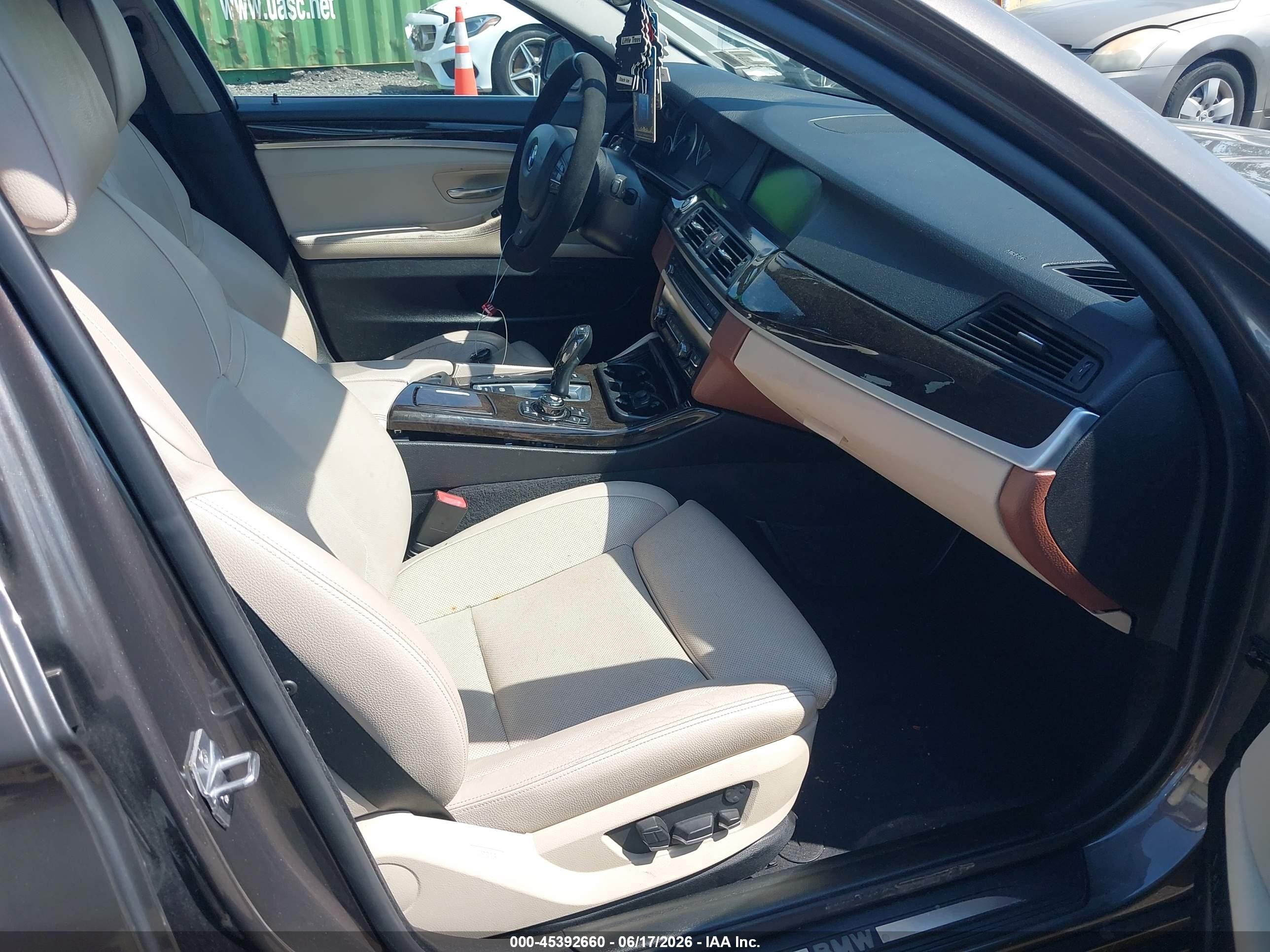 2013 Bmw 550i Xdrive Brown vin: WBAFU9C59DDY71436