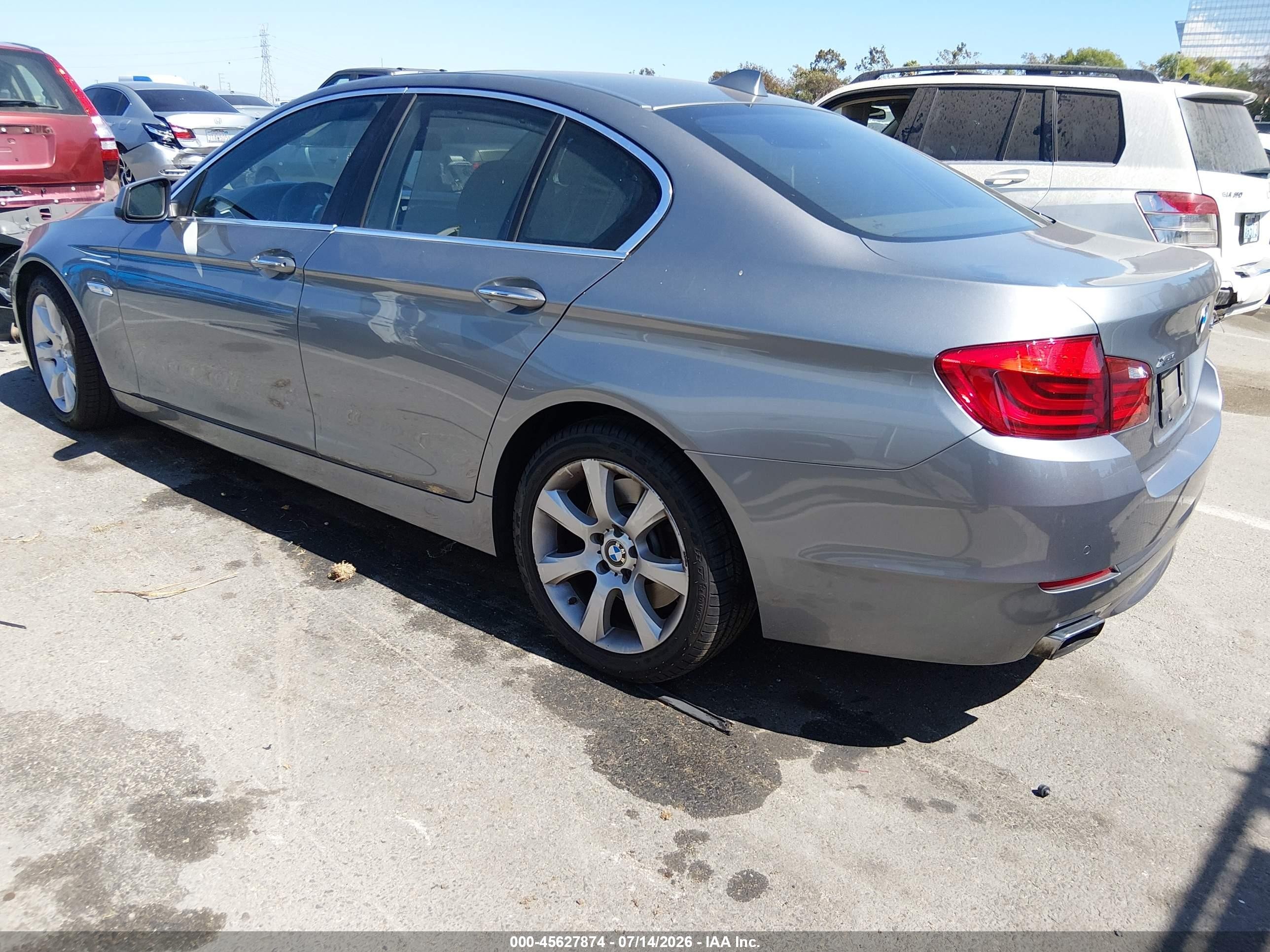 2013 Bmw 550i Xdrive Серый vin: WBAFU9C59DDY72828
