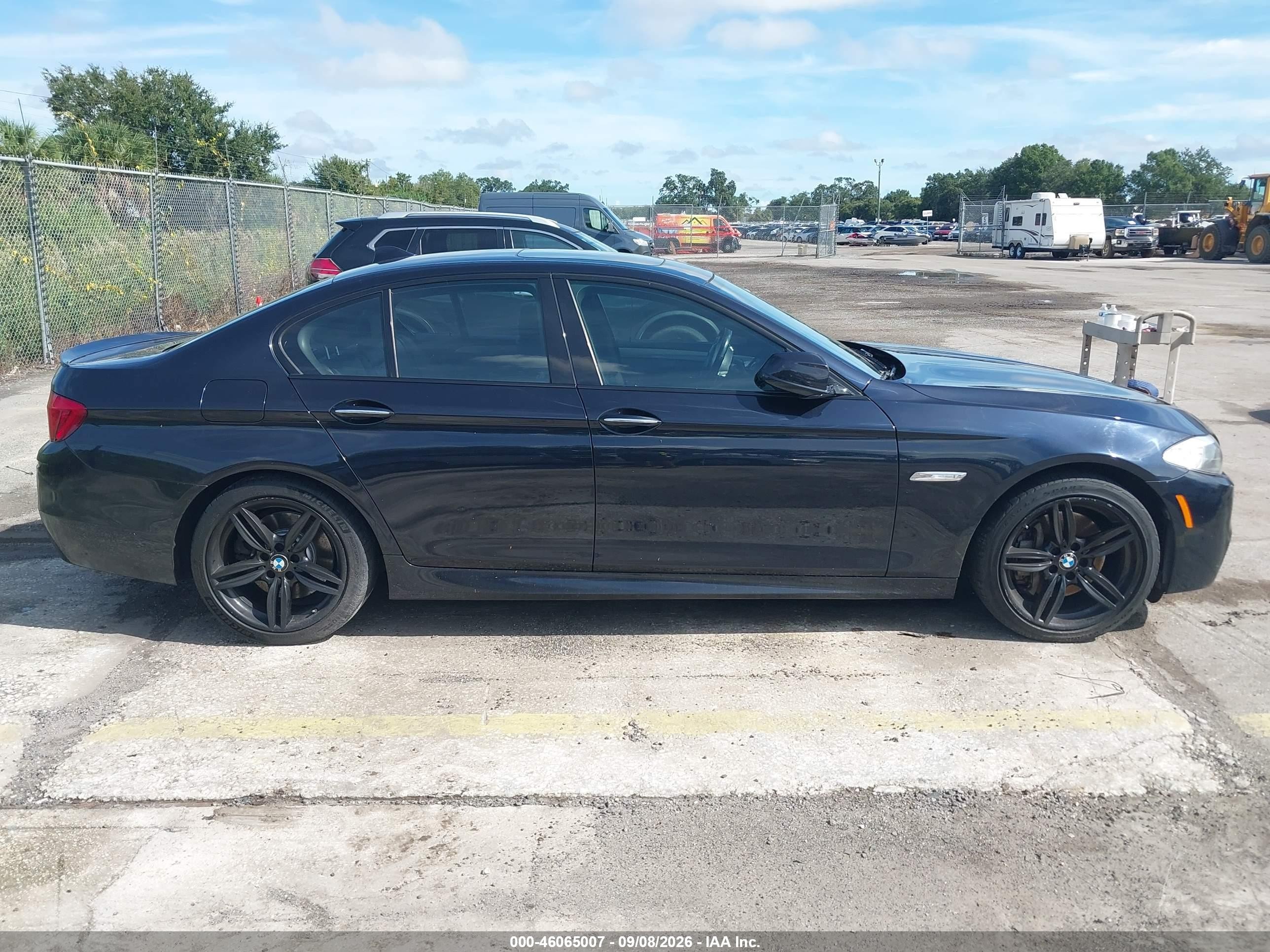 2013 Bmw 550i Xdrive Black vin: WBAFU9C5XDDY71123