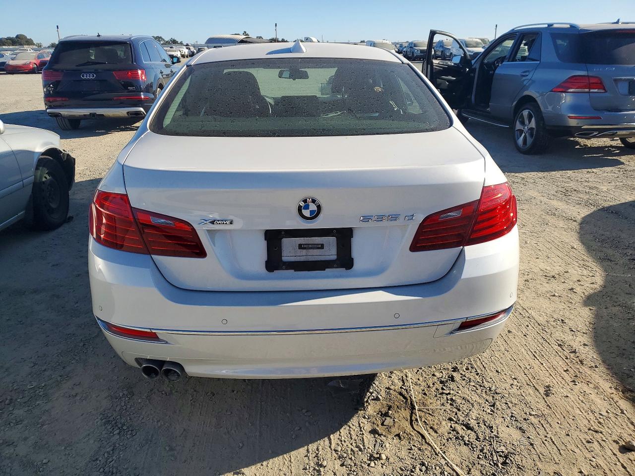 2014 Bmw 535 D Xdrive White vin: WBAFV3C51ED684820