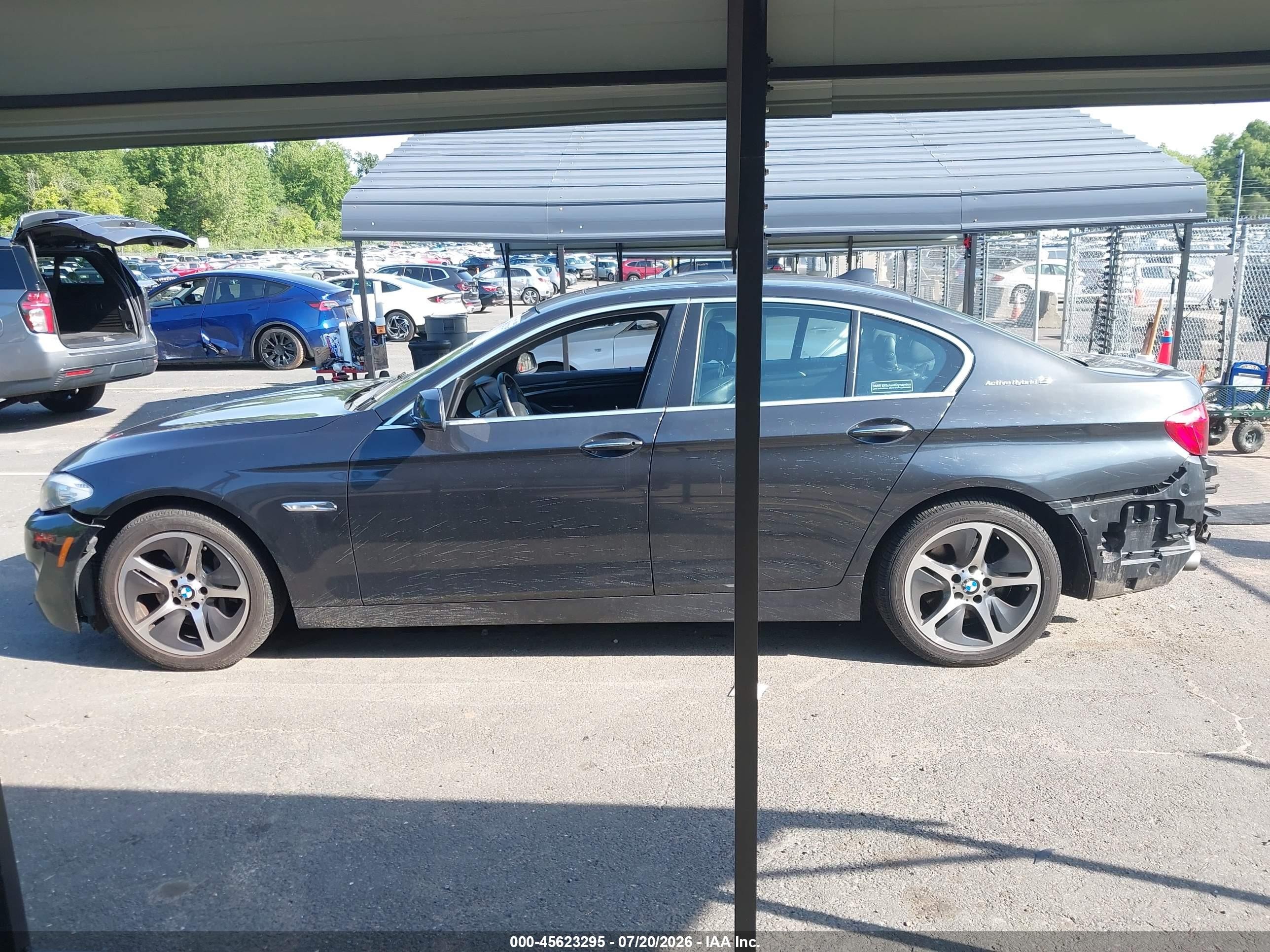 2012 Bmw Activehybrid 5   Серый vin: WBAFZ9C55CC751722