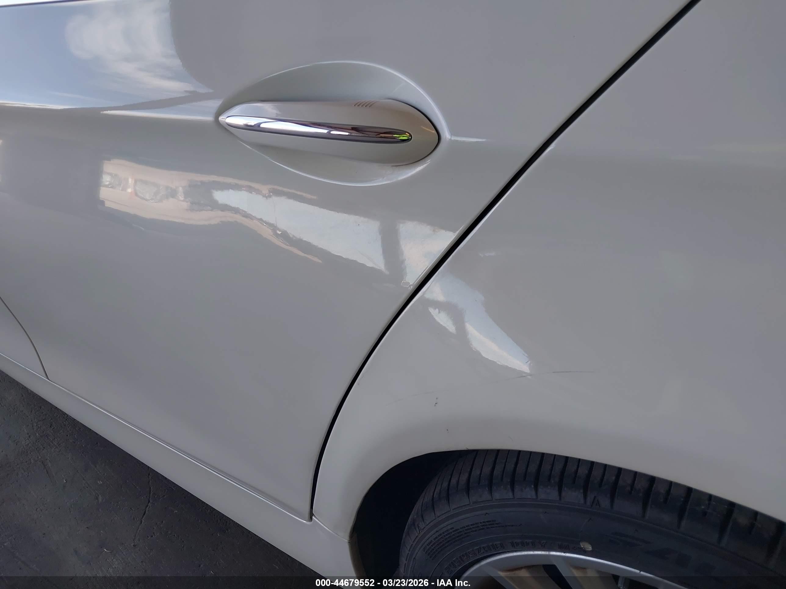 2013 Bmw Activehybrid 5 White vin: WBAFZ9C58DC751974