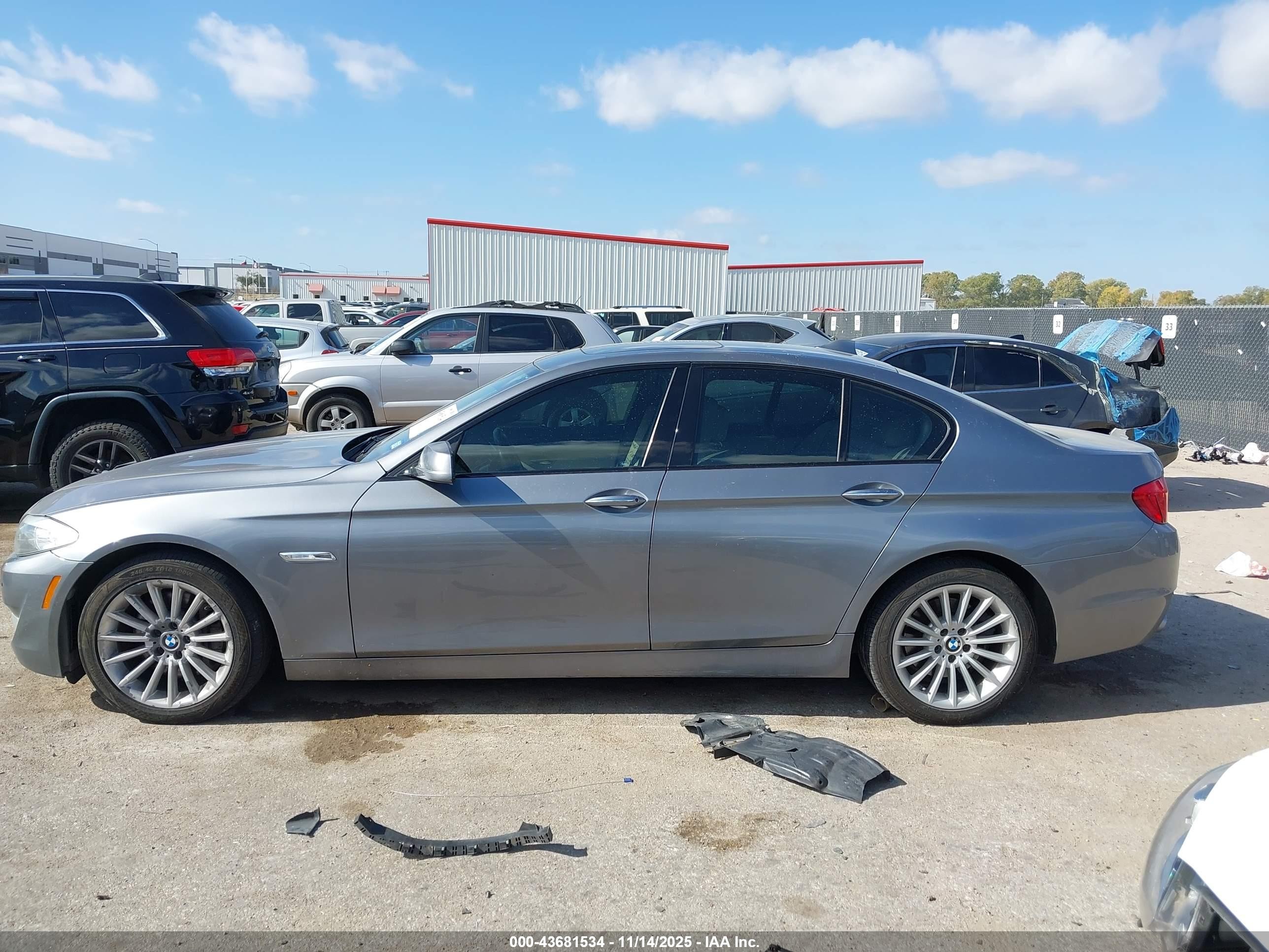 2013 Bmw Activehybrid 5   Серебряный vin: WBAFZ9C5XDC751992